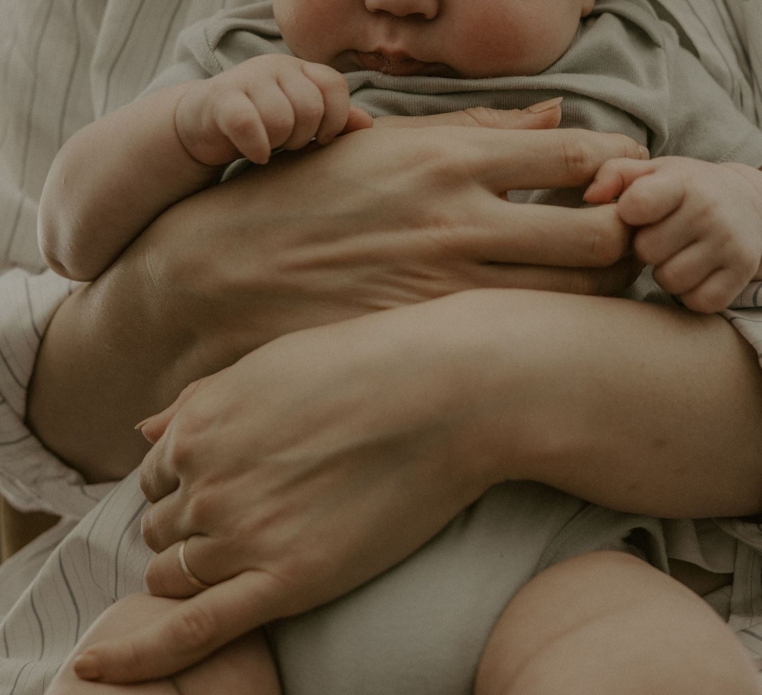 Family photography that feels effortless in Cape Town
Minimalist family photography Cape Town
Artistic family photography Cape Town