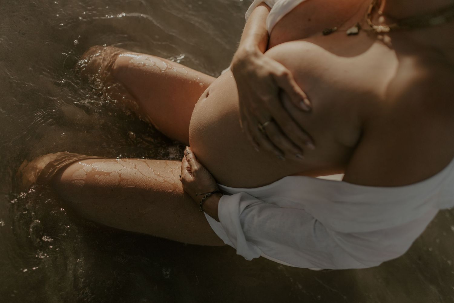 Elegant maternity sessions Cape Town
Modern maternity portraits Cape Town
Artistic maternity photography Cape Town