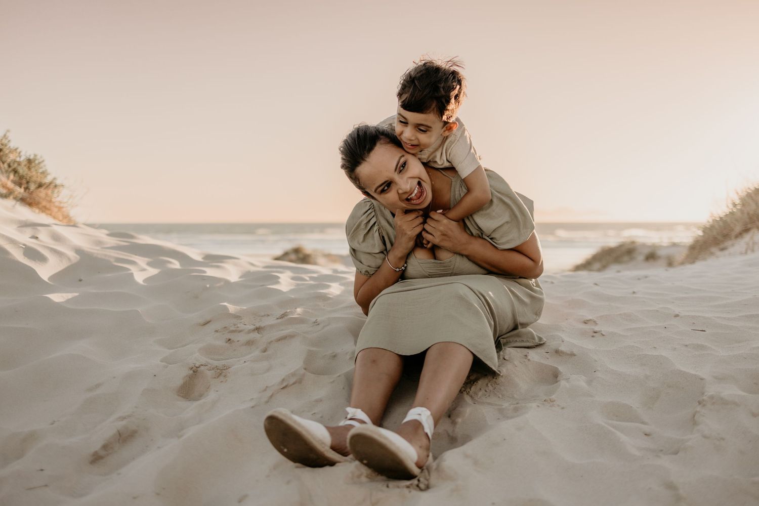Candid family moments captured along the Cape Town coast.
Real and emotional family photography in Somerset West.
Vacation memories captured