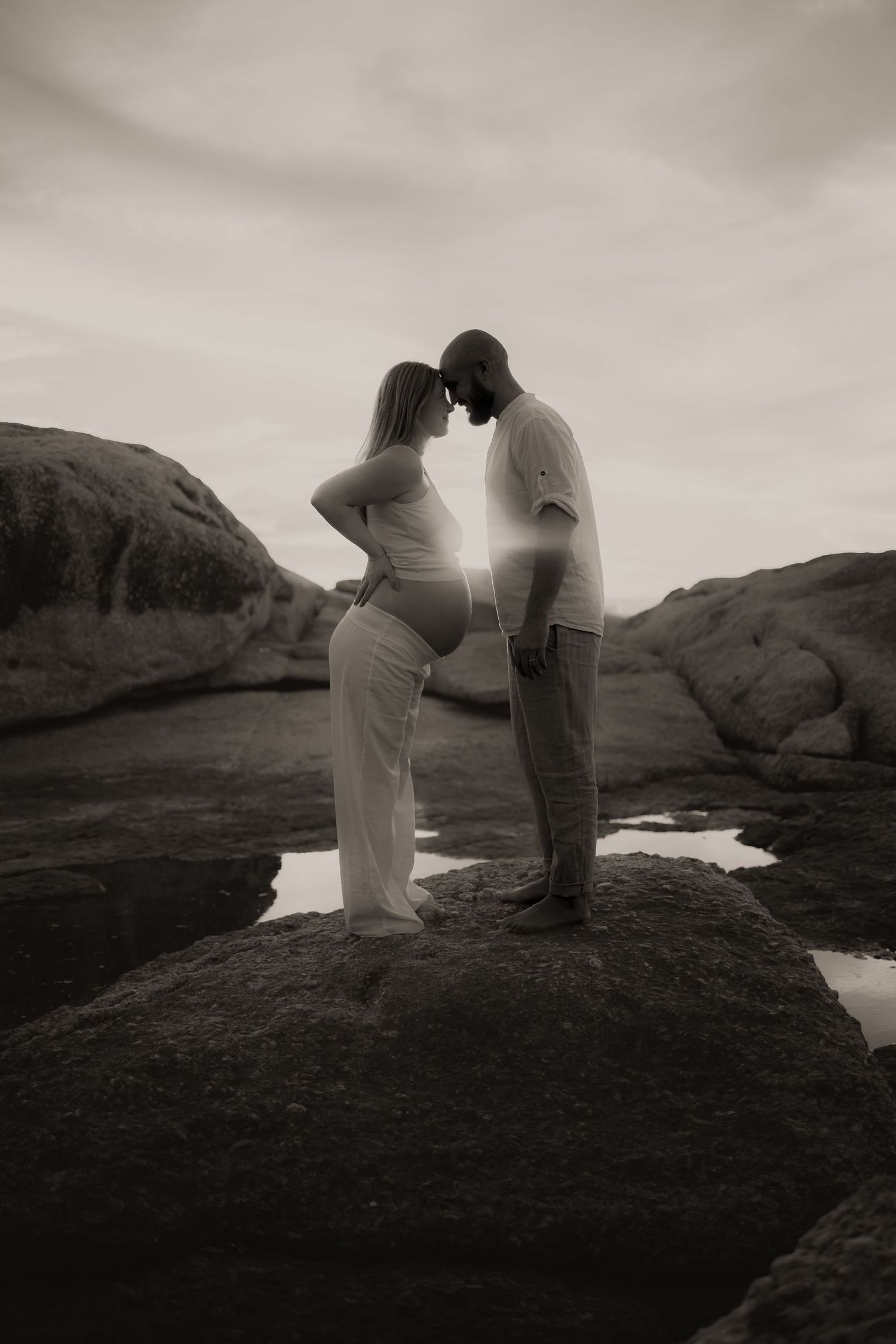 Which photographer in Cape Town offers natural lifestyle photography?
Which photographer in Cape Town has a warm, natural editing style?