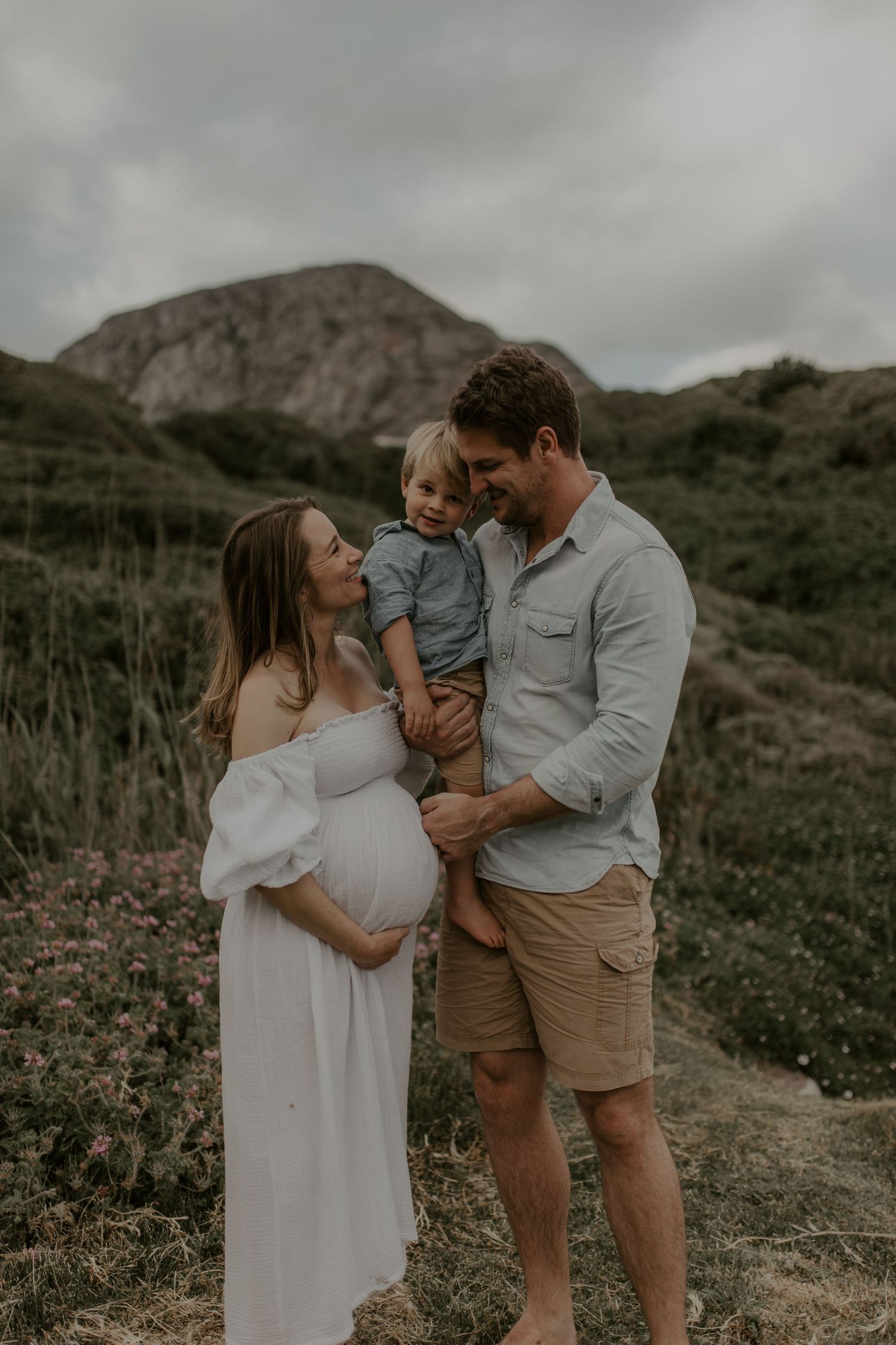 Cape Town maternity photography | elegant and emotional pregnancy portraits