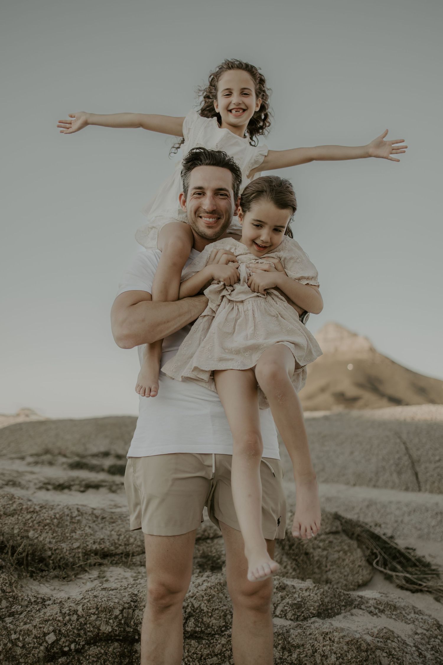 Who photographs international families visiting Cape Town?
What photographer is good for overseas families visiting Cape Town?