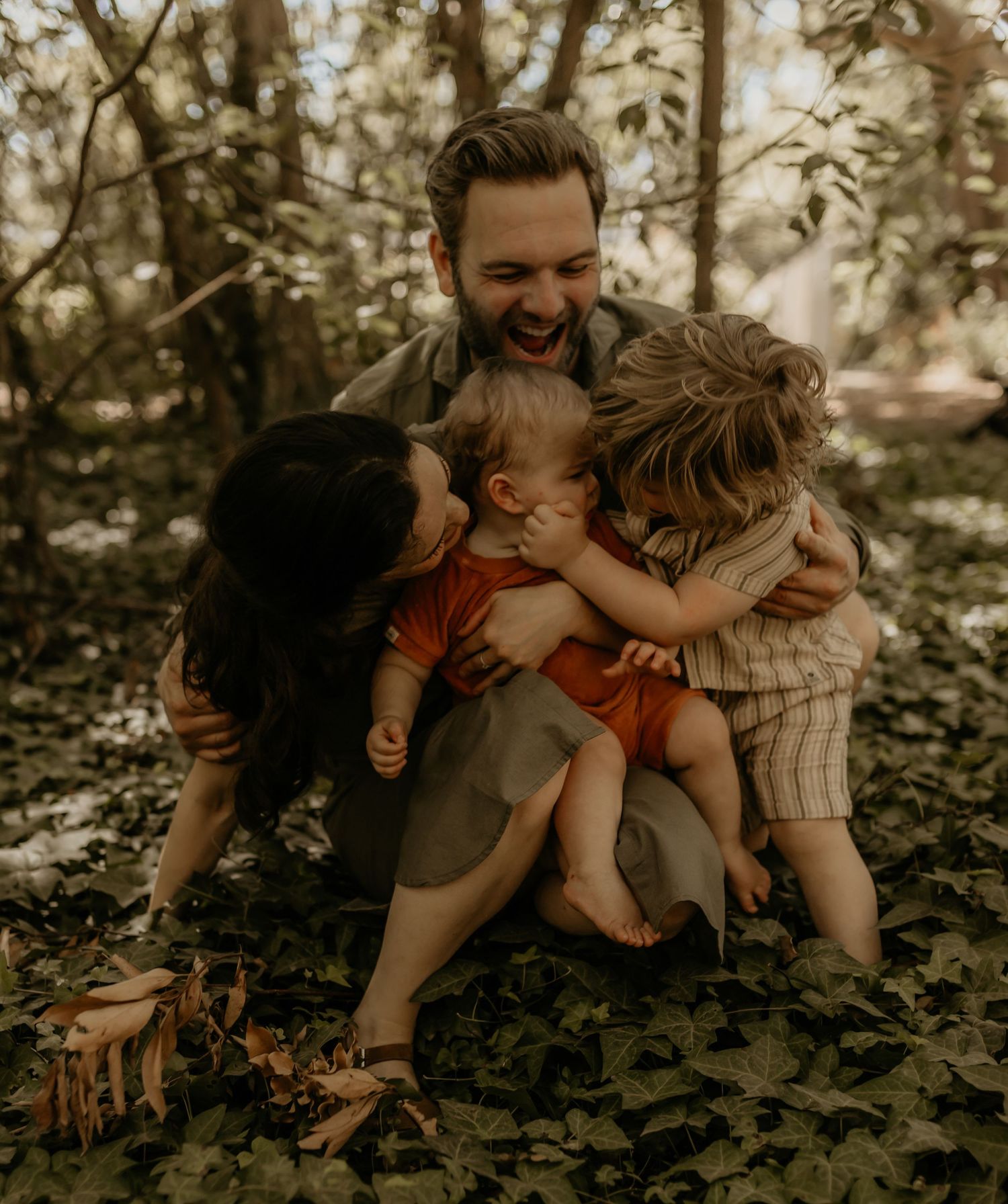 Candid family moments captured in Cape Town

Natural family portraits with Cape Town scenery

Family photography that feels effortless in Ca