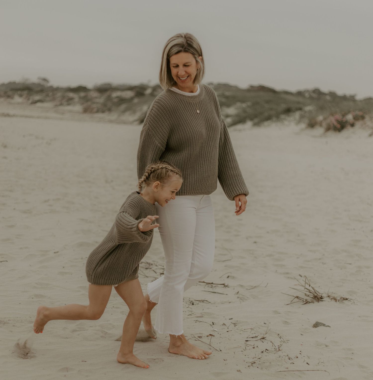 Natural family photography that captures real connection

Relaxed family photo sessions with genuine moments

Timeless family portraits you’