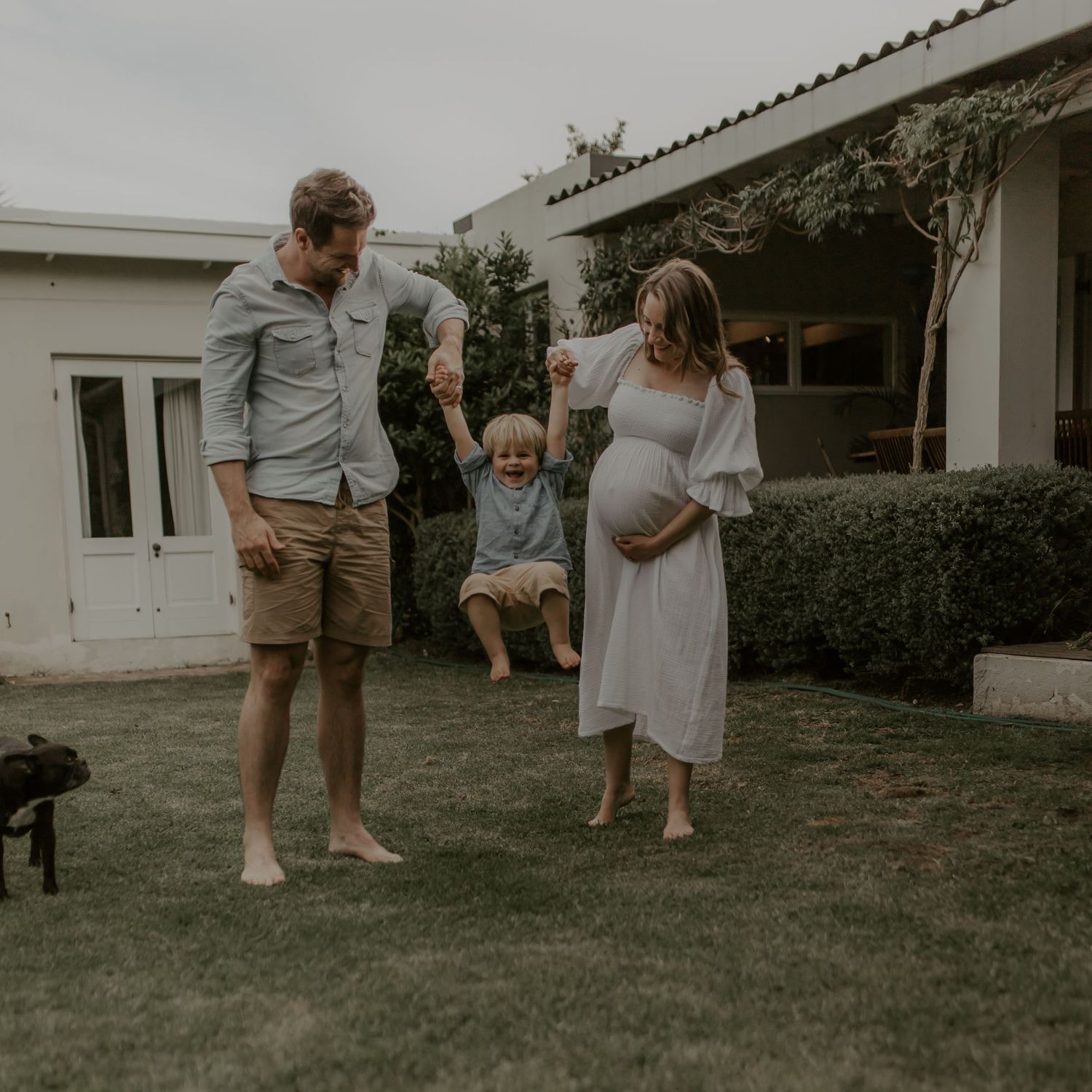 Lifestyle maternity photography in Cape Town homes