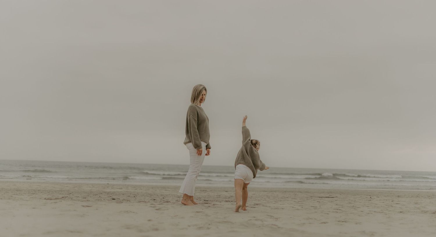 Natural family photography that captures real connection

Relaxed family photo sessions with genuine moments

Timeless family portraits you’