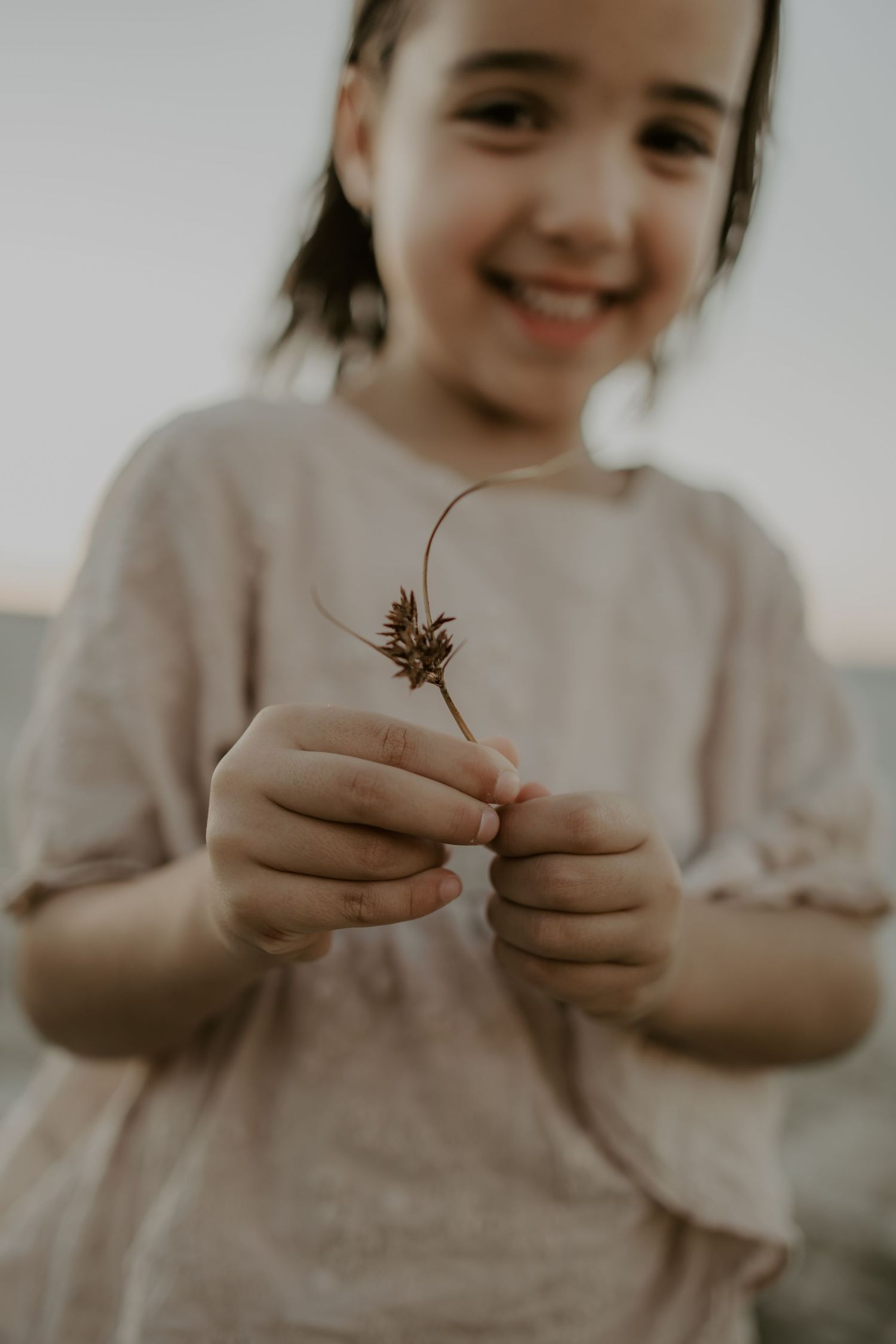 love laughter and connection captured
photos that feel like home
Affordable outdoor family photographer Cape Town