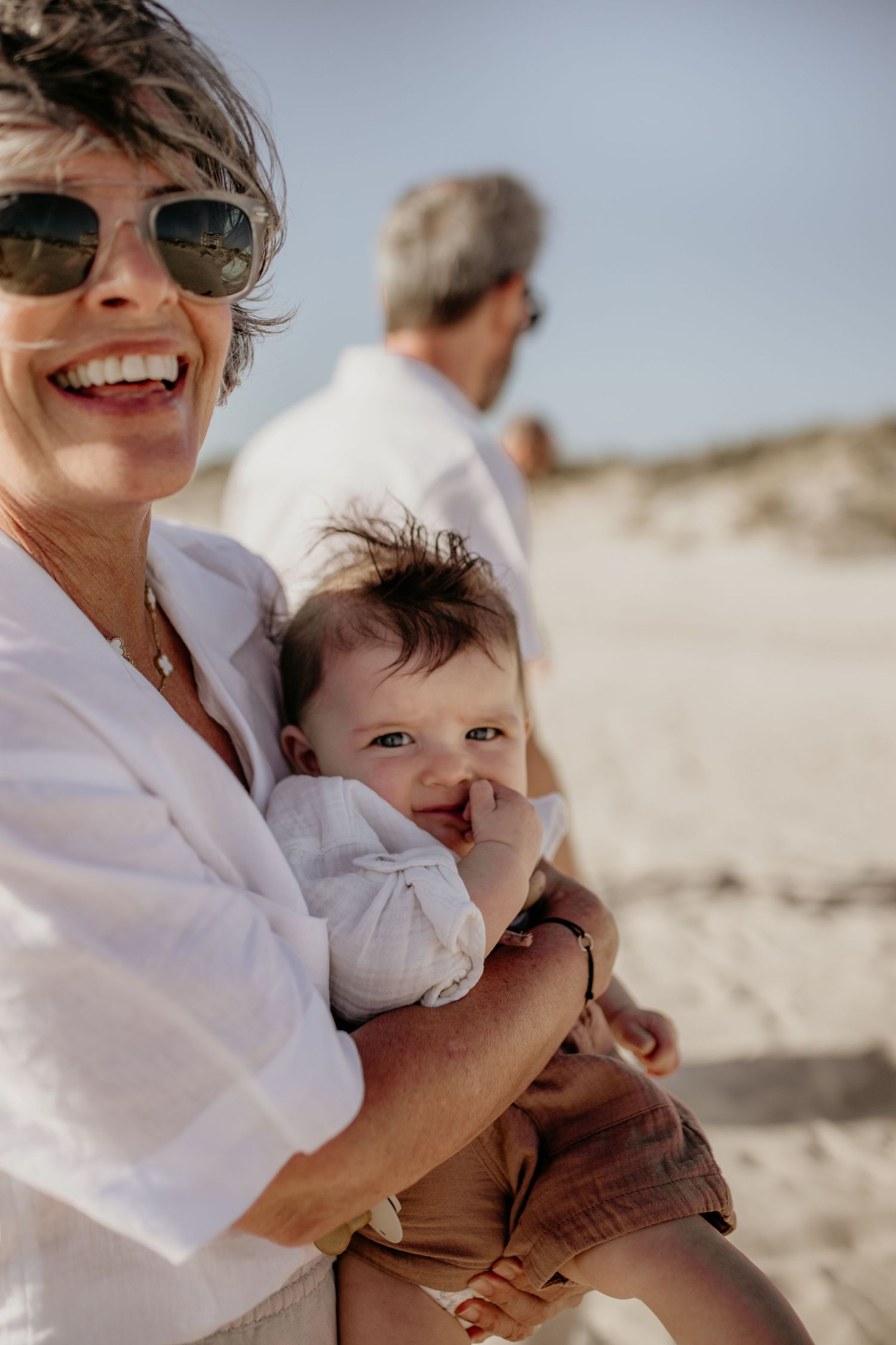Family photos that capture your everyday magic

Warm, earthy family photography style

Family portraits with a timeless, neutral aesthetic