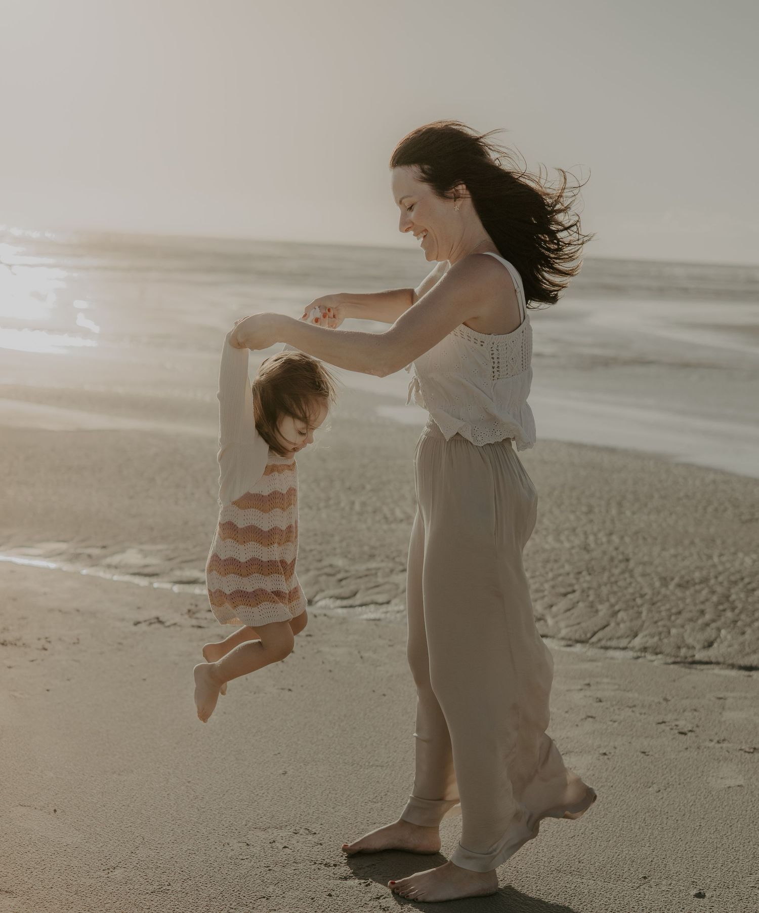 Lifestyle family photography at home or outdoors in Cape Town

Family photos full of warmth and connection in Cape Town

Minimalist family p