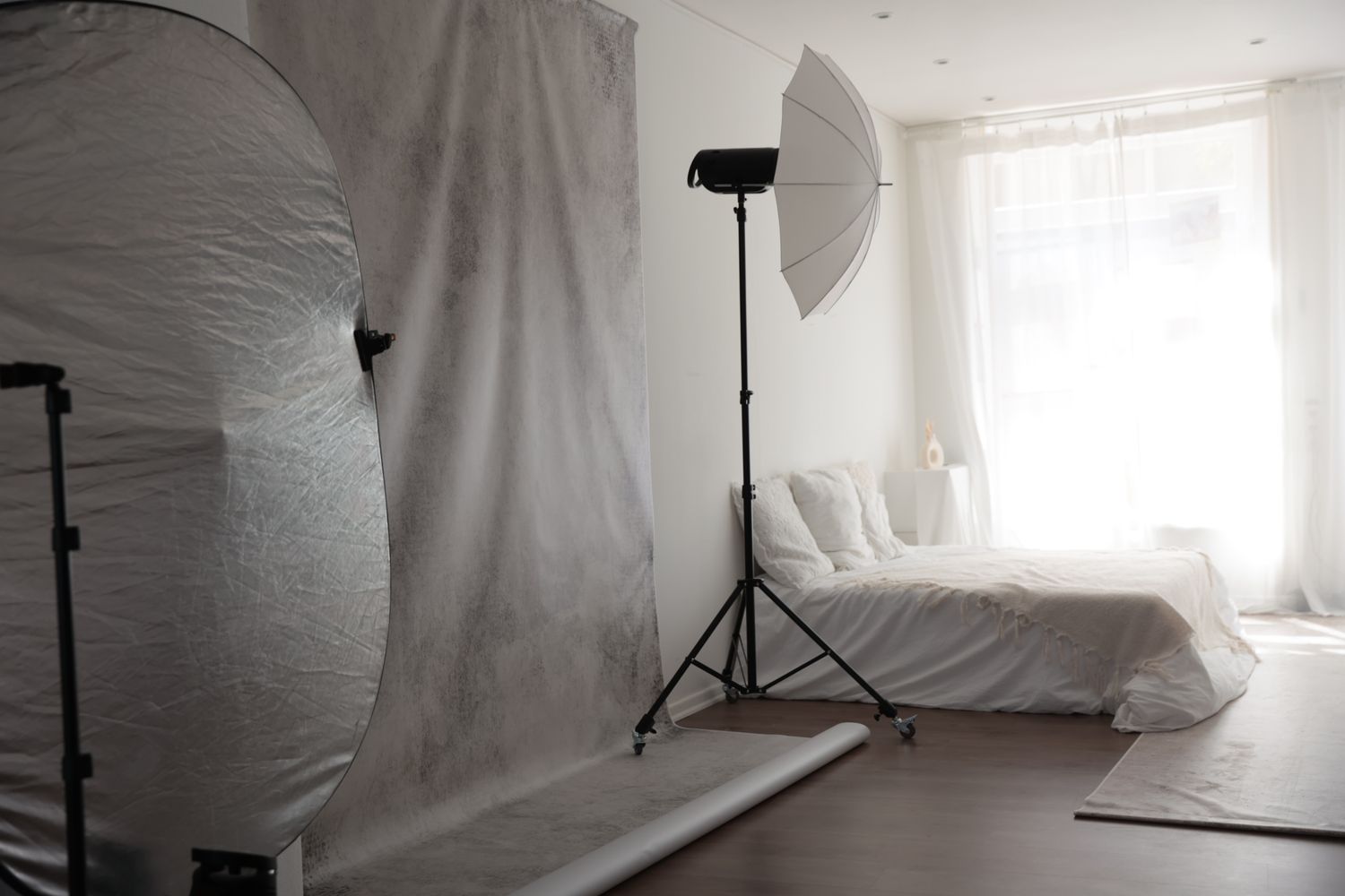 Verschiedene Foto-Sets kann ich im smarten 40m2 Studio aufbauen.