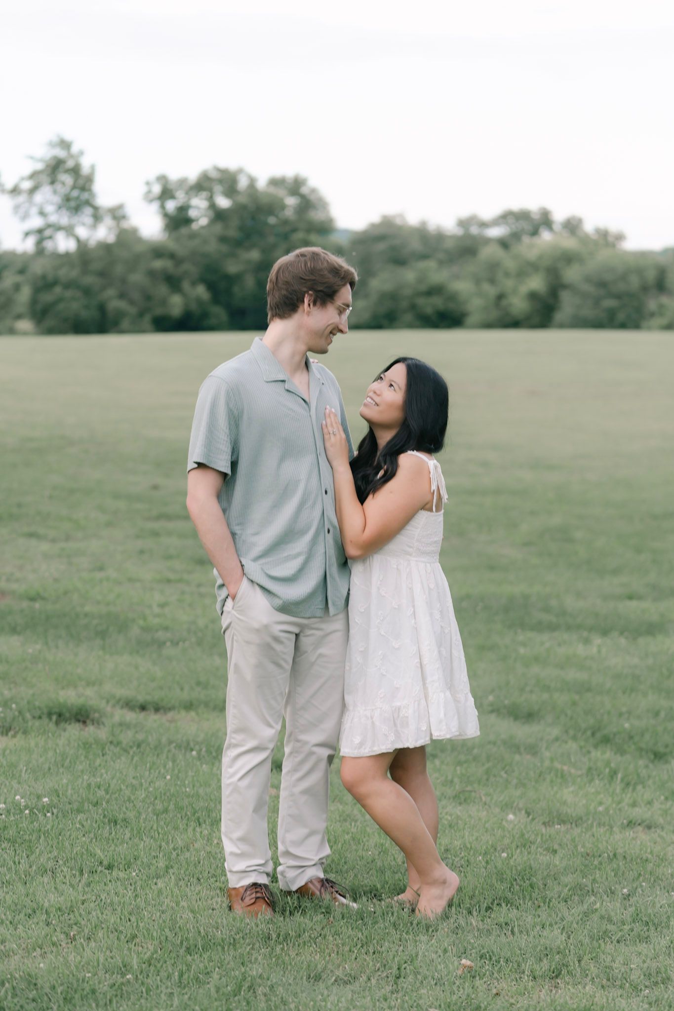 Romantic engagement portraits of a couple planning a Tennessee micro wedding