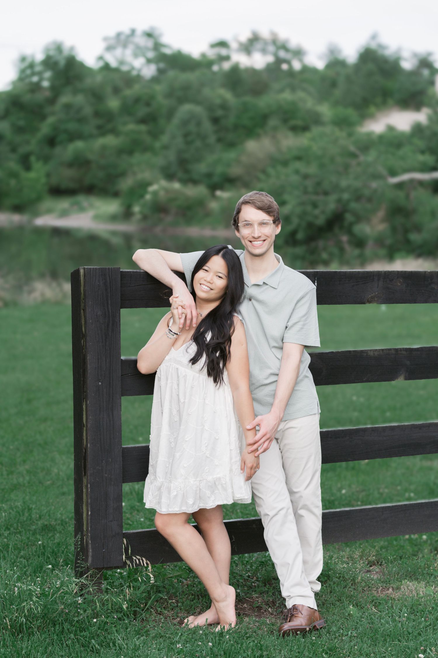 Knoxville elopement photographer capturing engagement photos in Brentwood, Tennessee