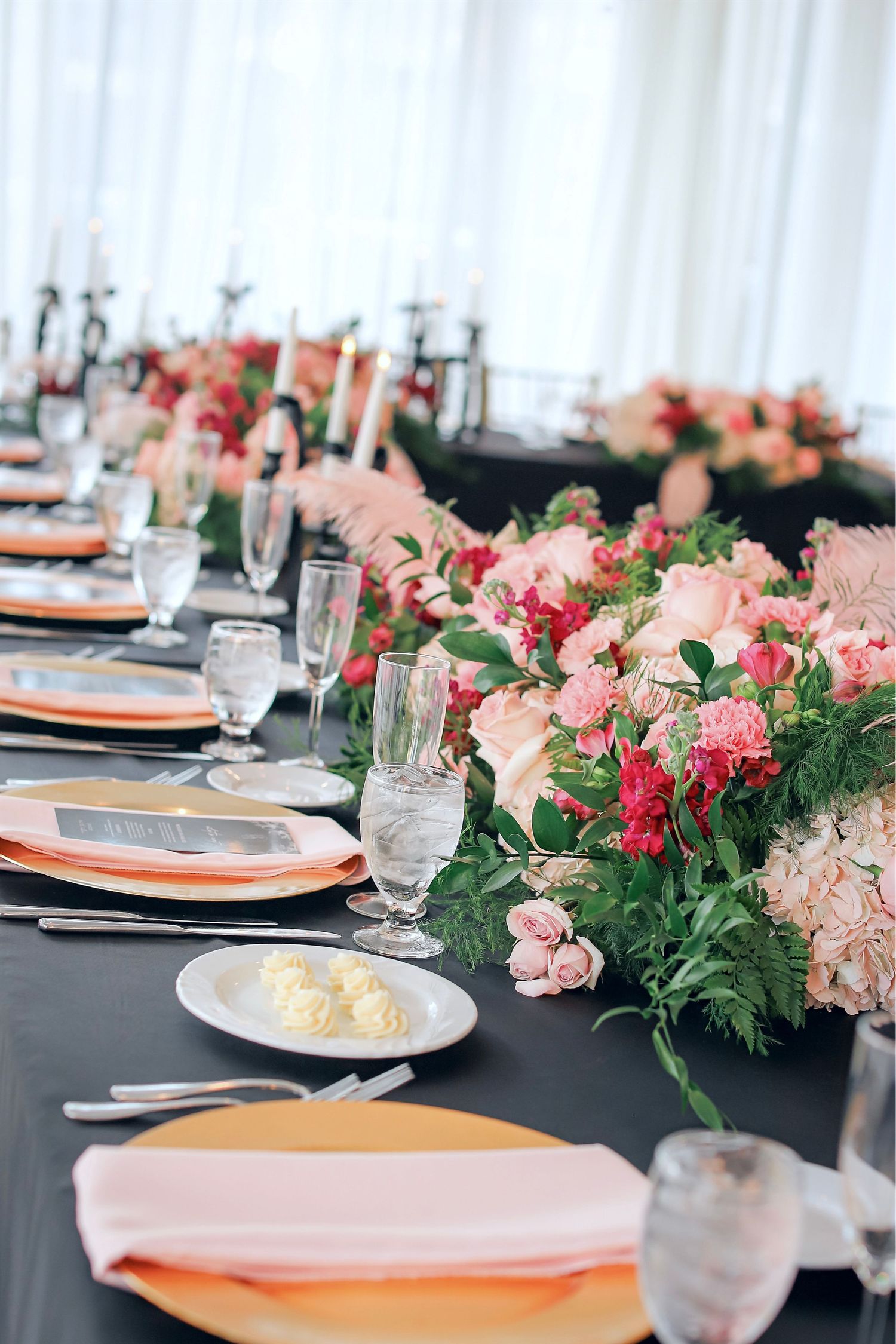 WEDDING PHOTOGRAPHER & EVENT STYLIST IN STAUNTON VA