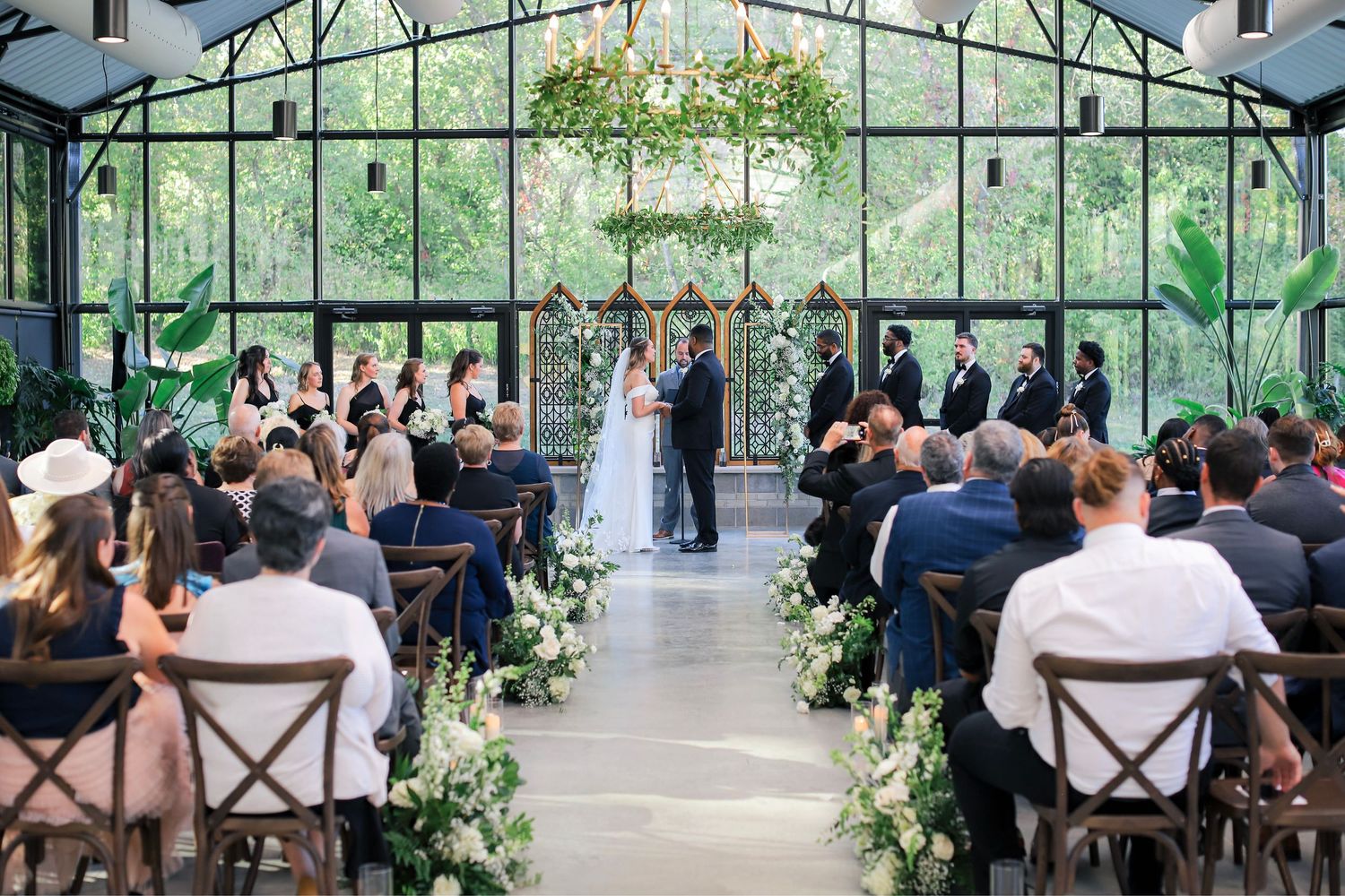 WEDDING PHOTOGRAPHER & EVENT STYLIST IN STAUNTON VA