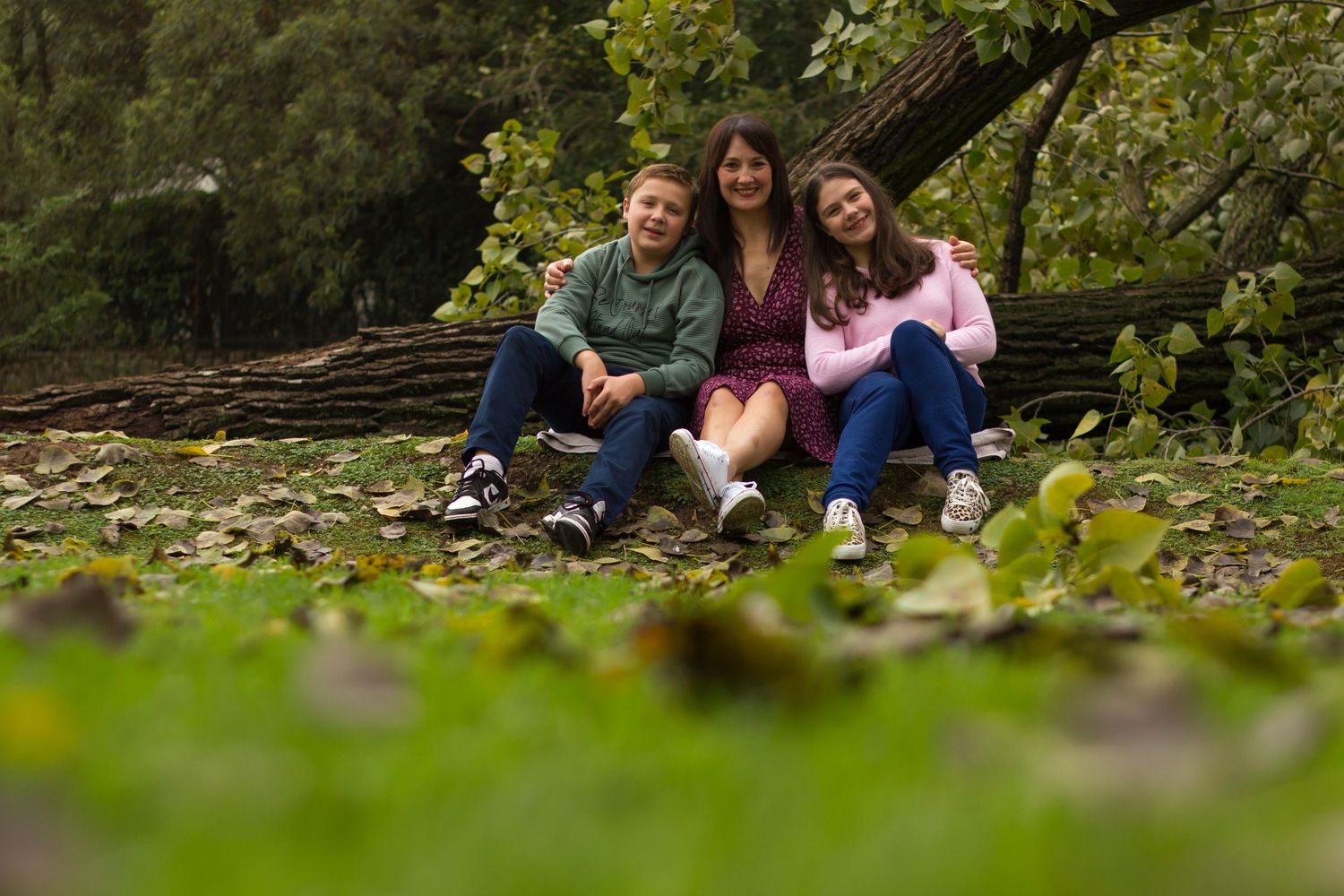 family photos, family photoshoot, family photographer, family photography, portrait photos, lifestyle photos