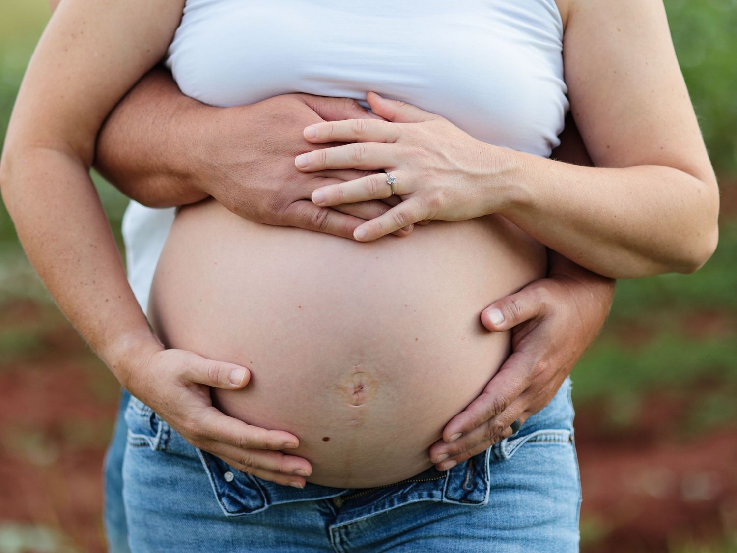 Maternity photos, maternity photoshoot, baby bump photos, motherhood, maternity photographer