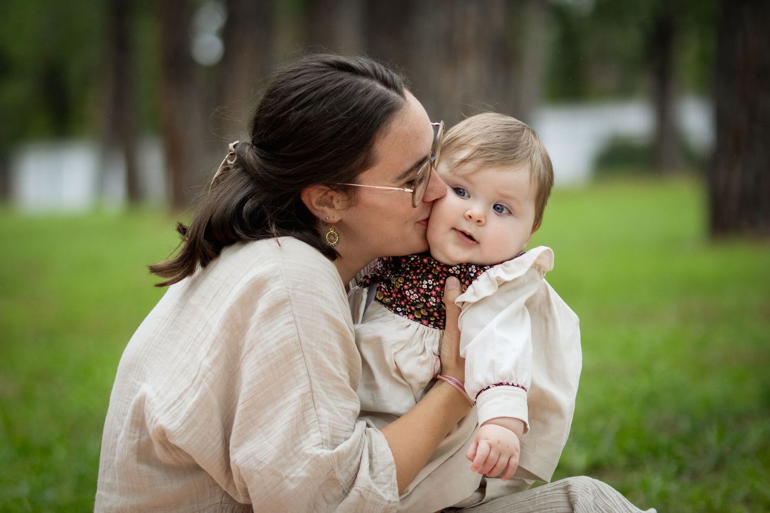 family photos, family photoshoot, family photographer, family photography, mom and baby photos