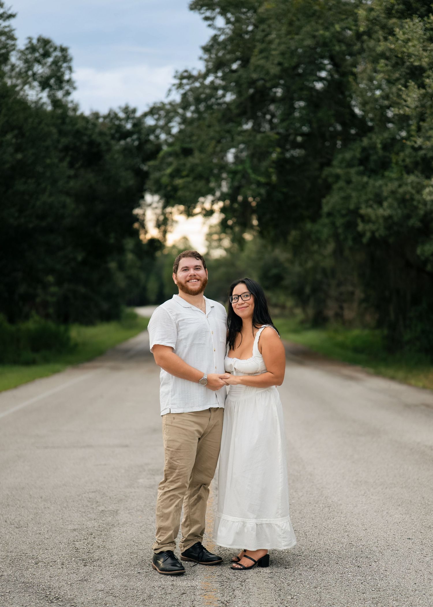 Outdoor engagement photography at Lake Louisa State Park near Orlando