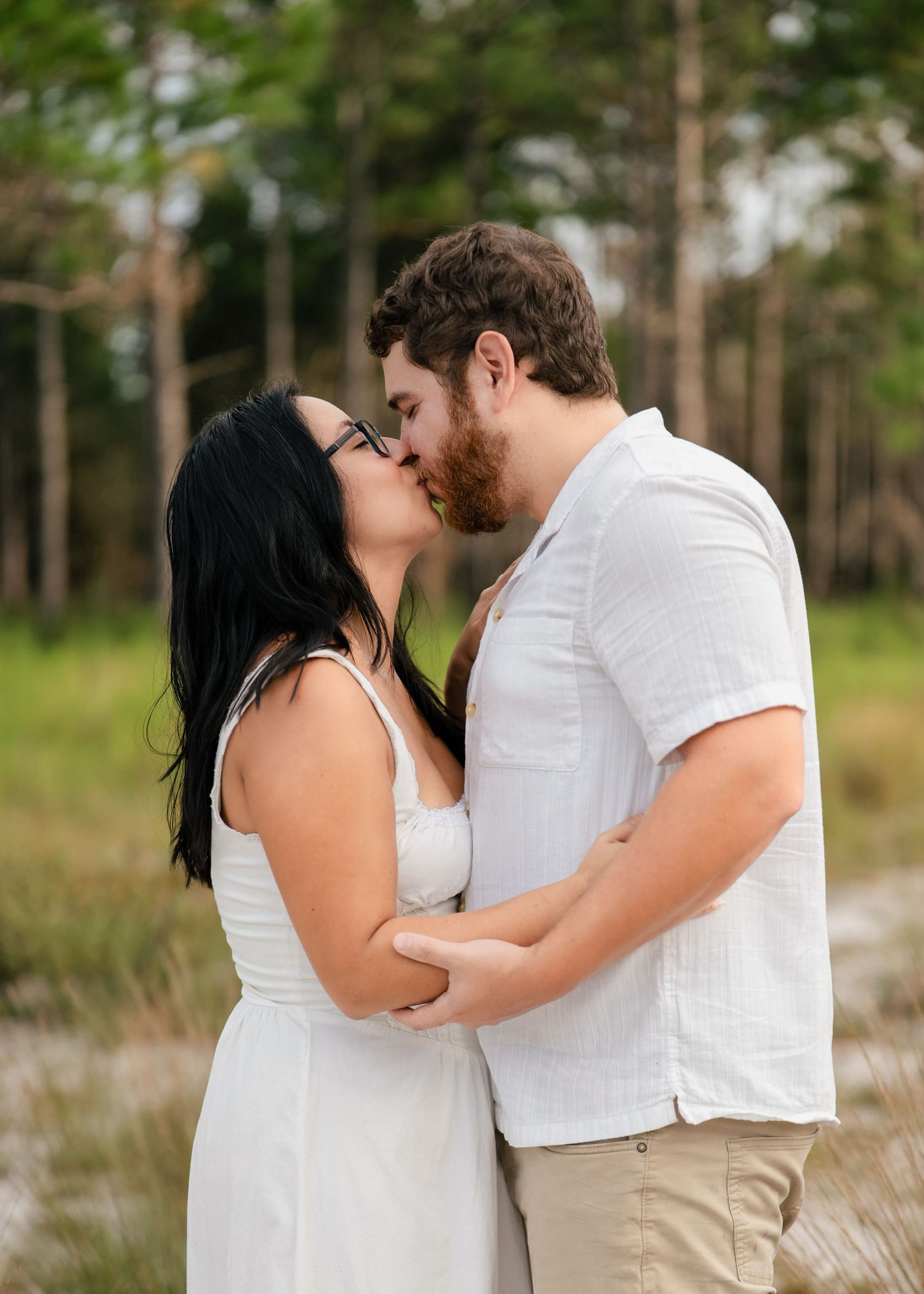 Lake Louisa State Park engagement photographer capturing intimate couple portraits