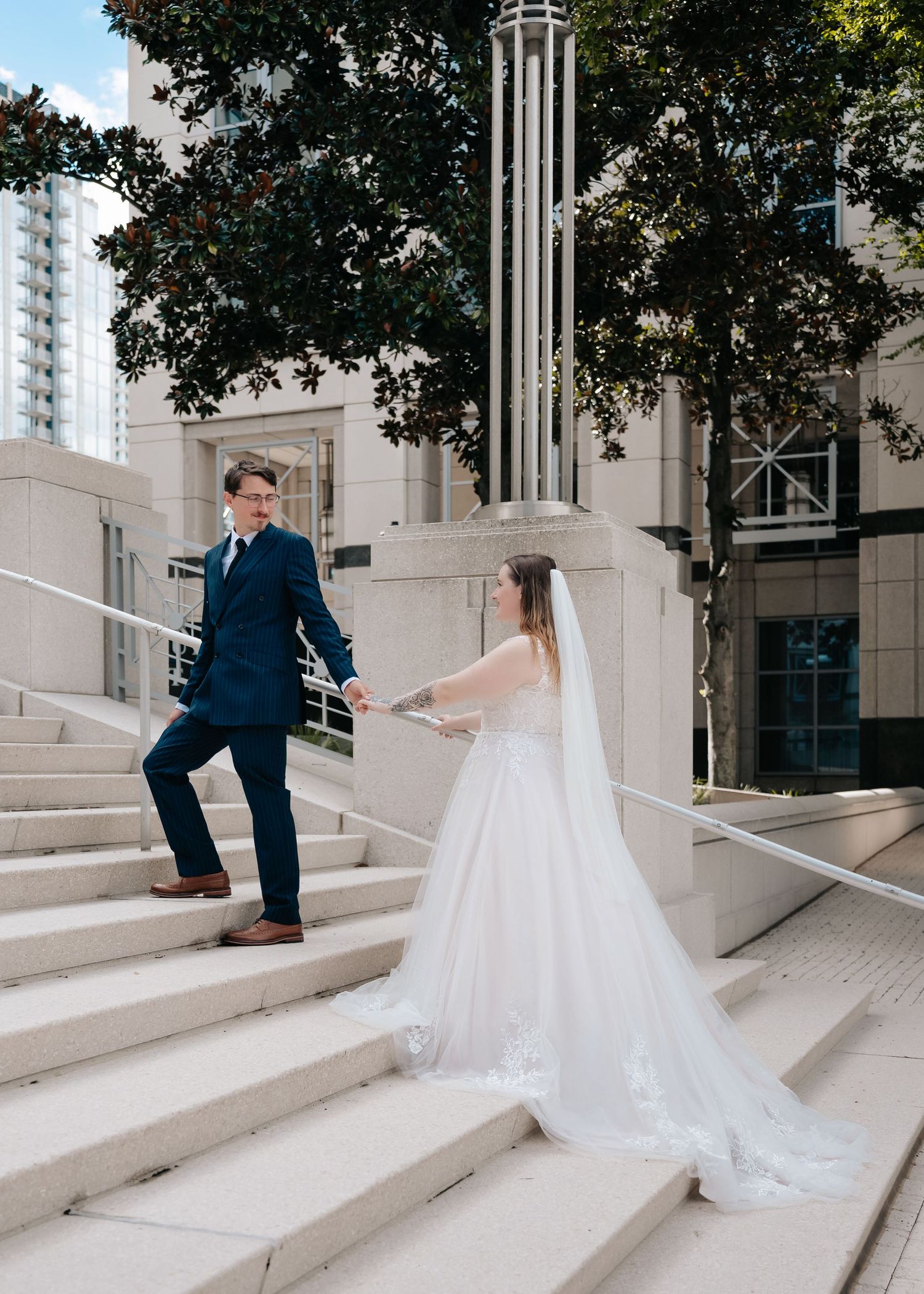 Orlando courthouse elopement photographer for UK couples