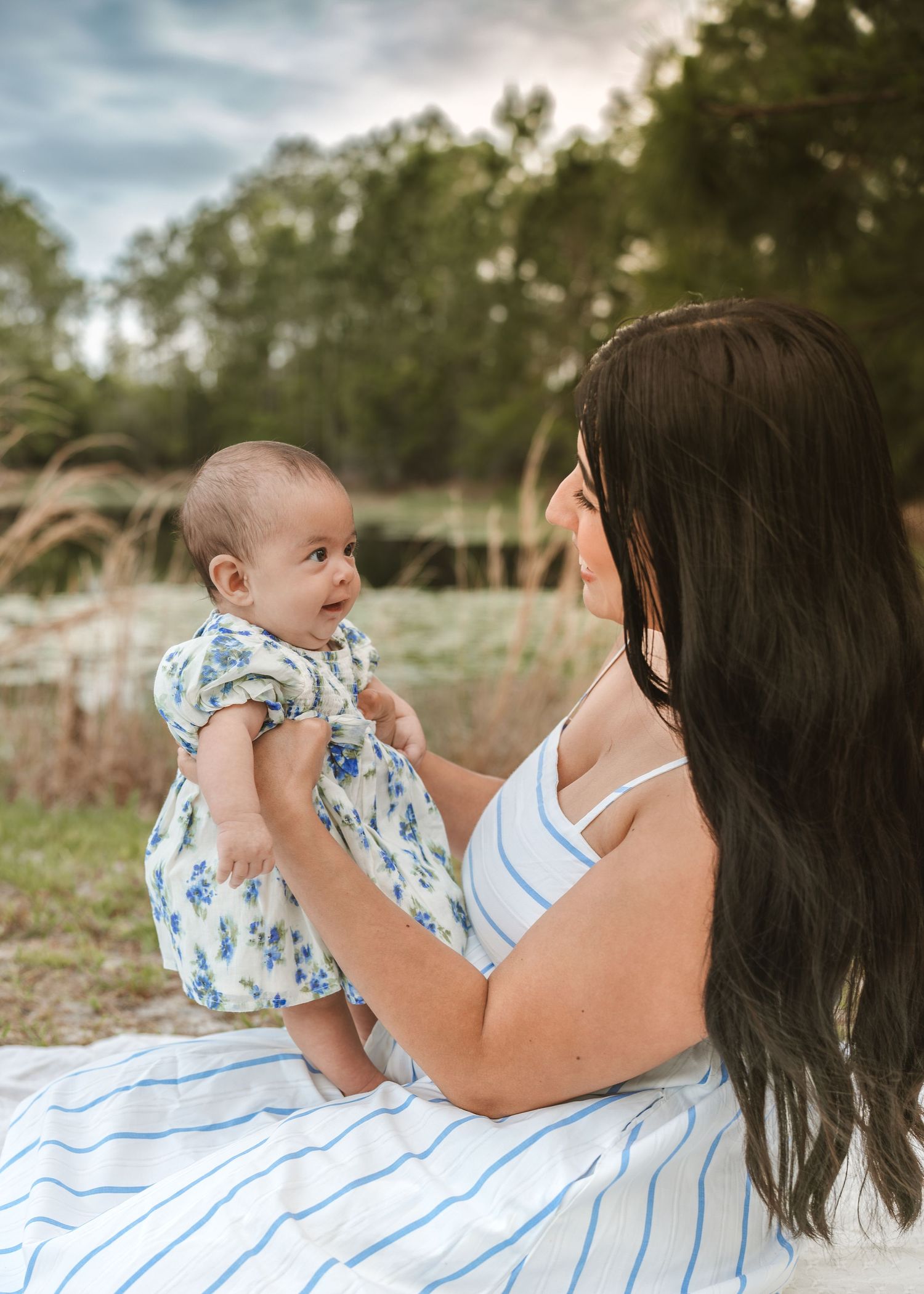 Mom and baby motherhood photography portraits in St. Cloud Florida