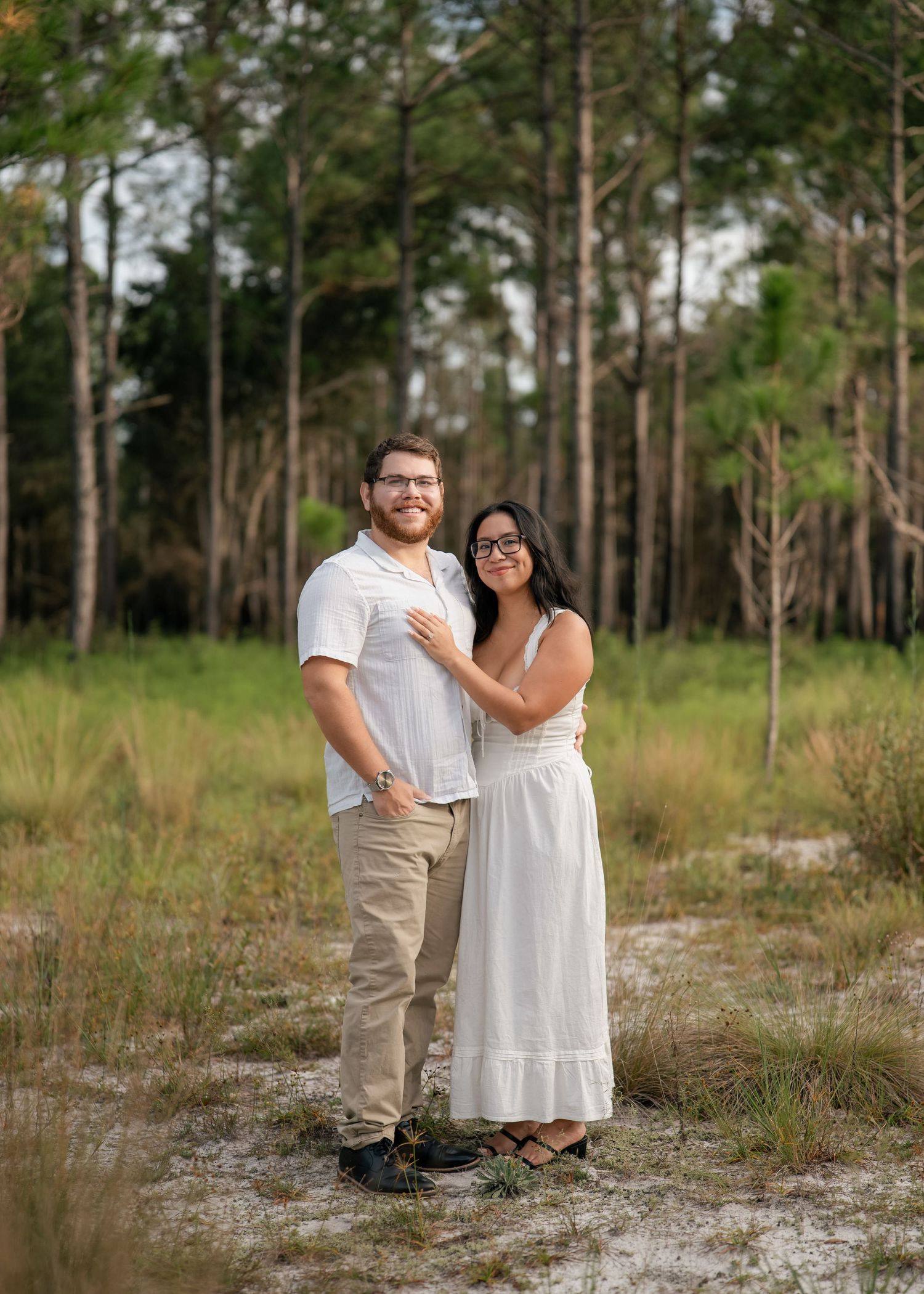 Romantic engagement photos at Lake Louisa State Park in Florida