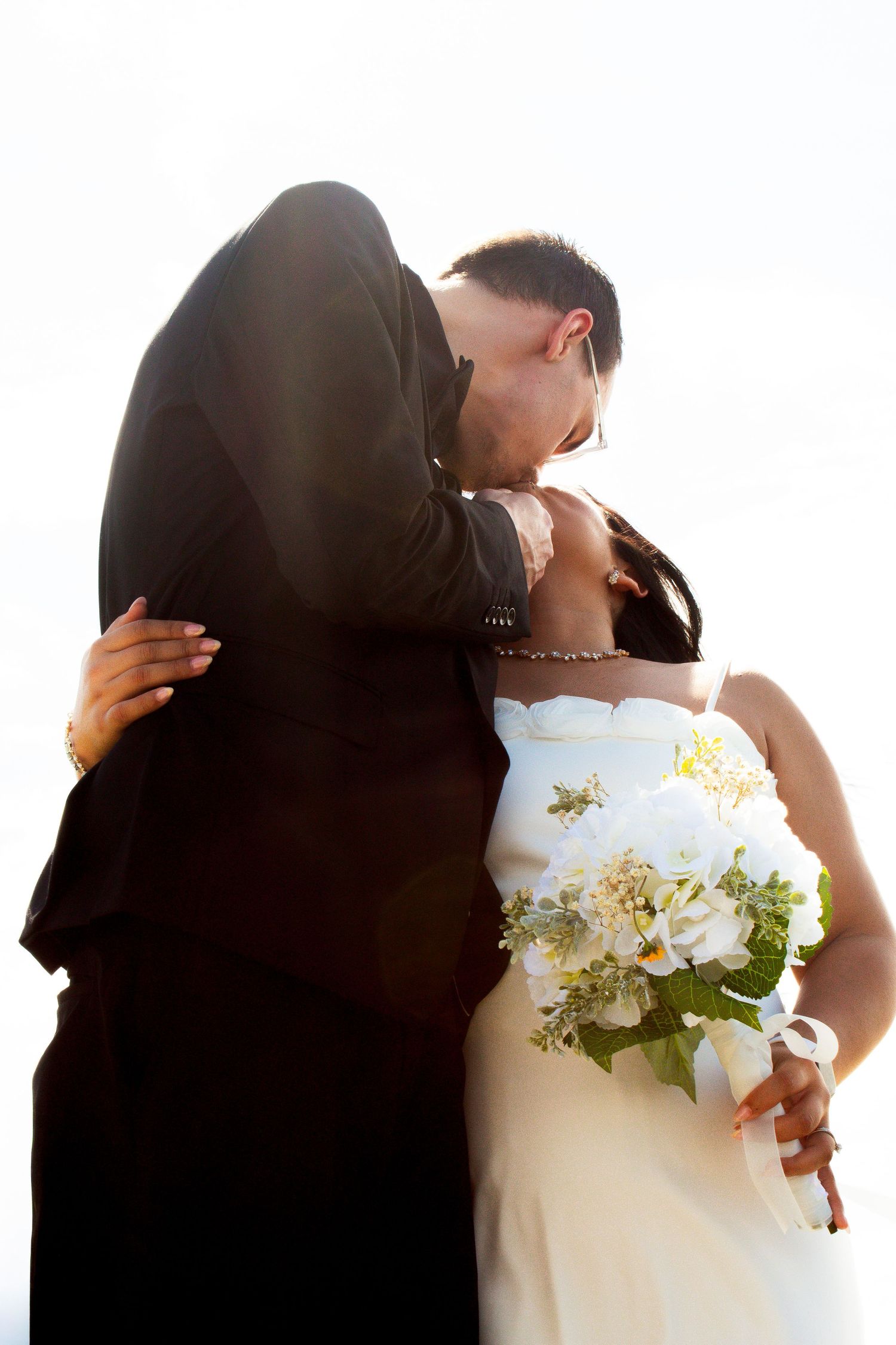 Central Florida couples photographer specializing in romantic portraits, natural posing, and authentic moments that tell your love story.
