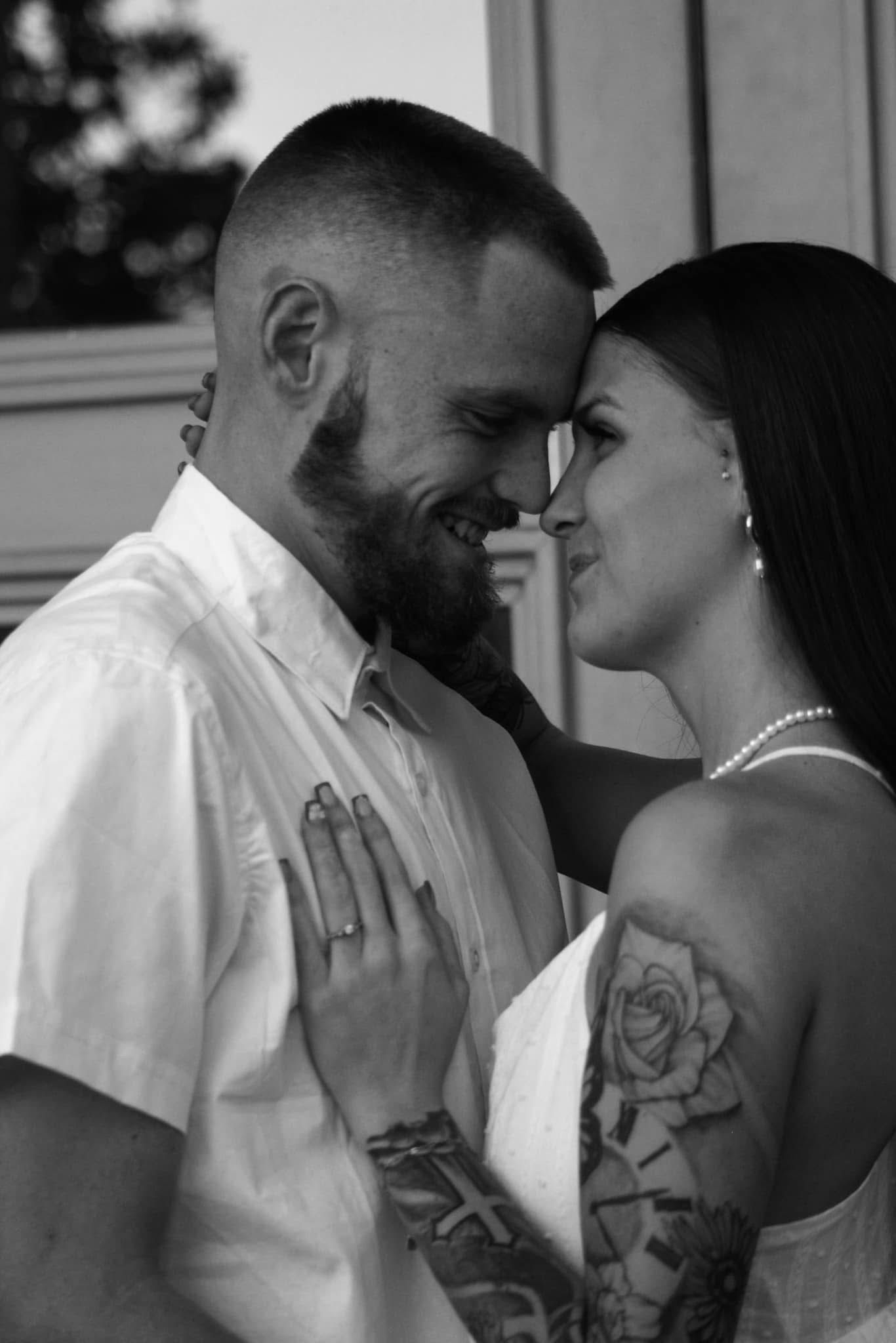 Central Florida couples photographer specializing in romantic portraits, natural posing, and authentic moments that tell your love story.