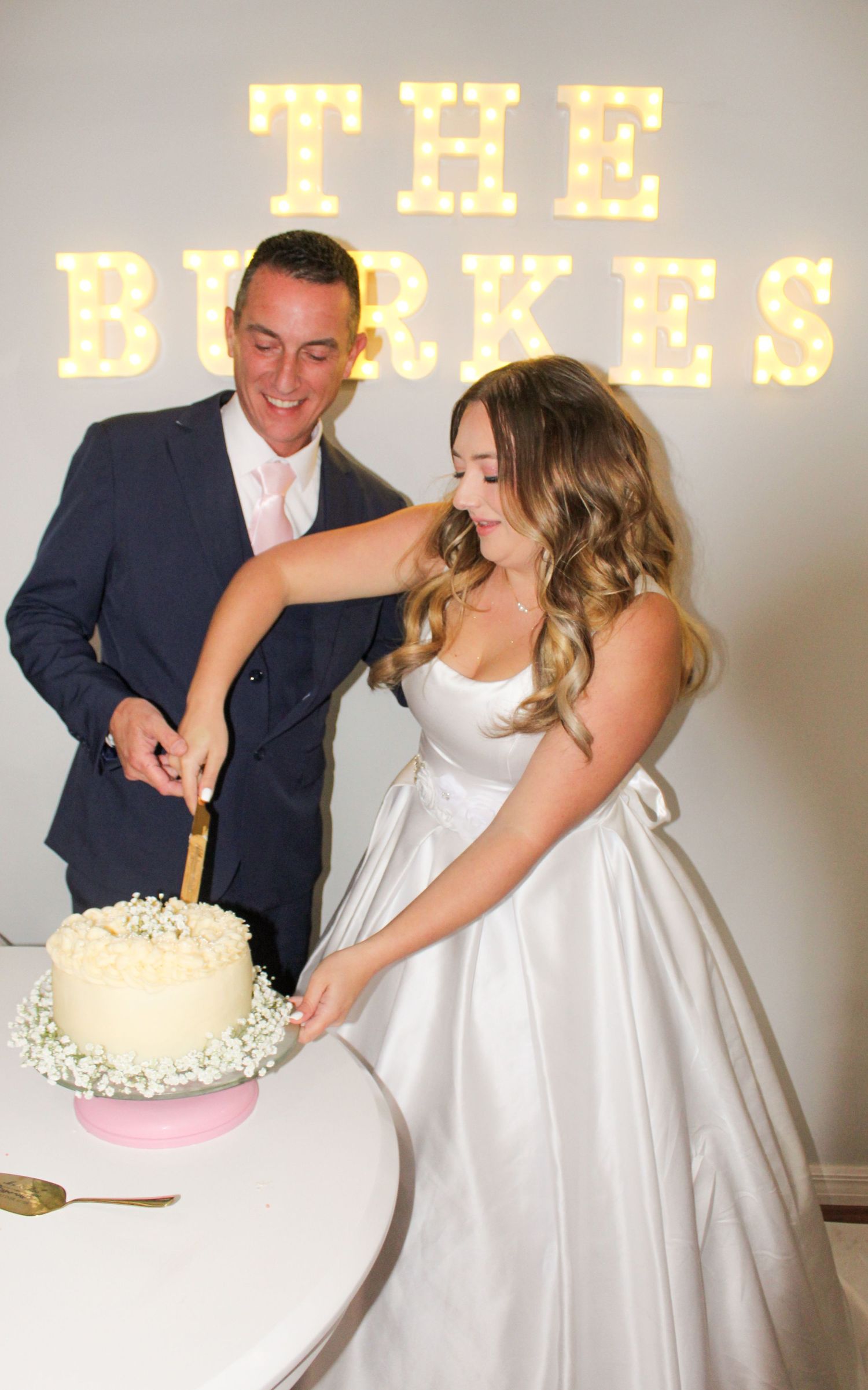 Looking for a couples photographer in Central Florida? Luna Photography creates romantic, timeless portraits that celebrate your connection