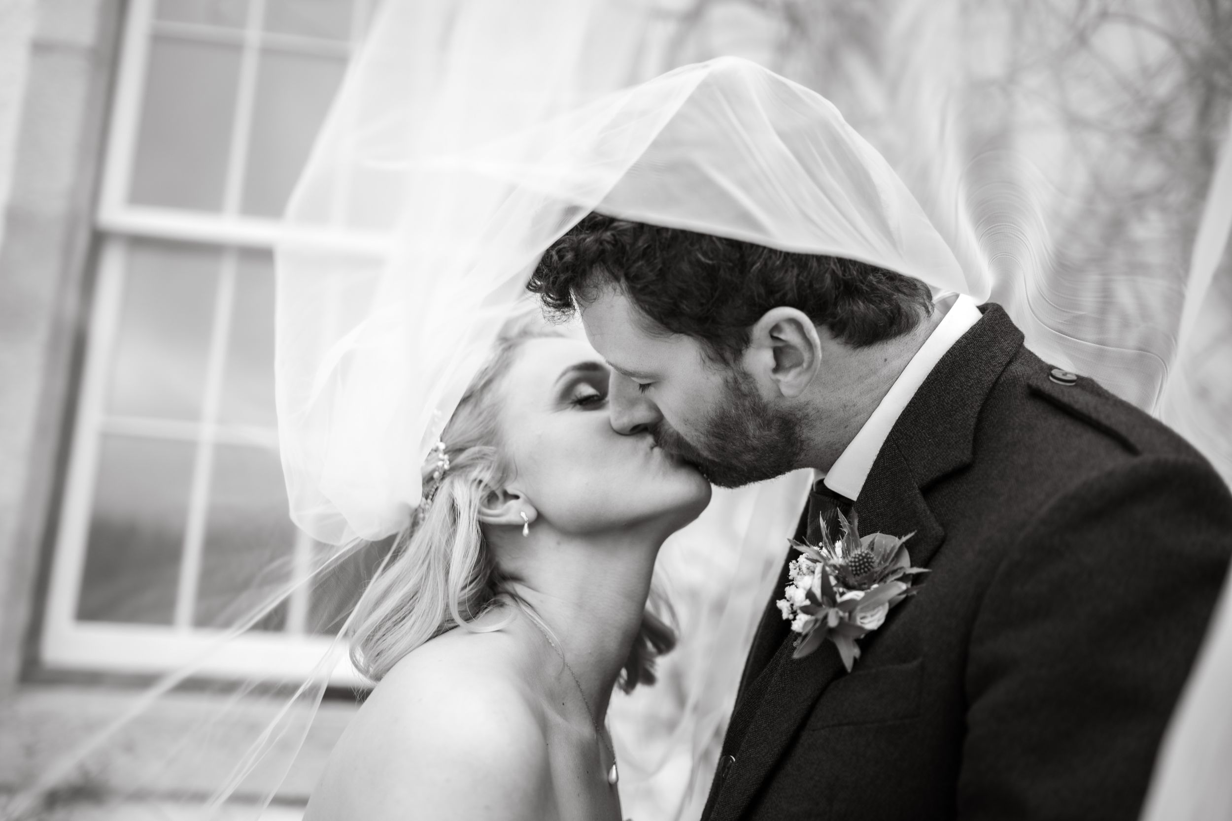 Aberdeen Photographer - Weddings & Newborns