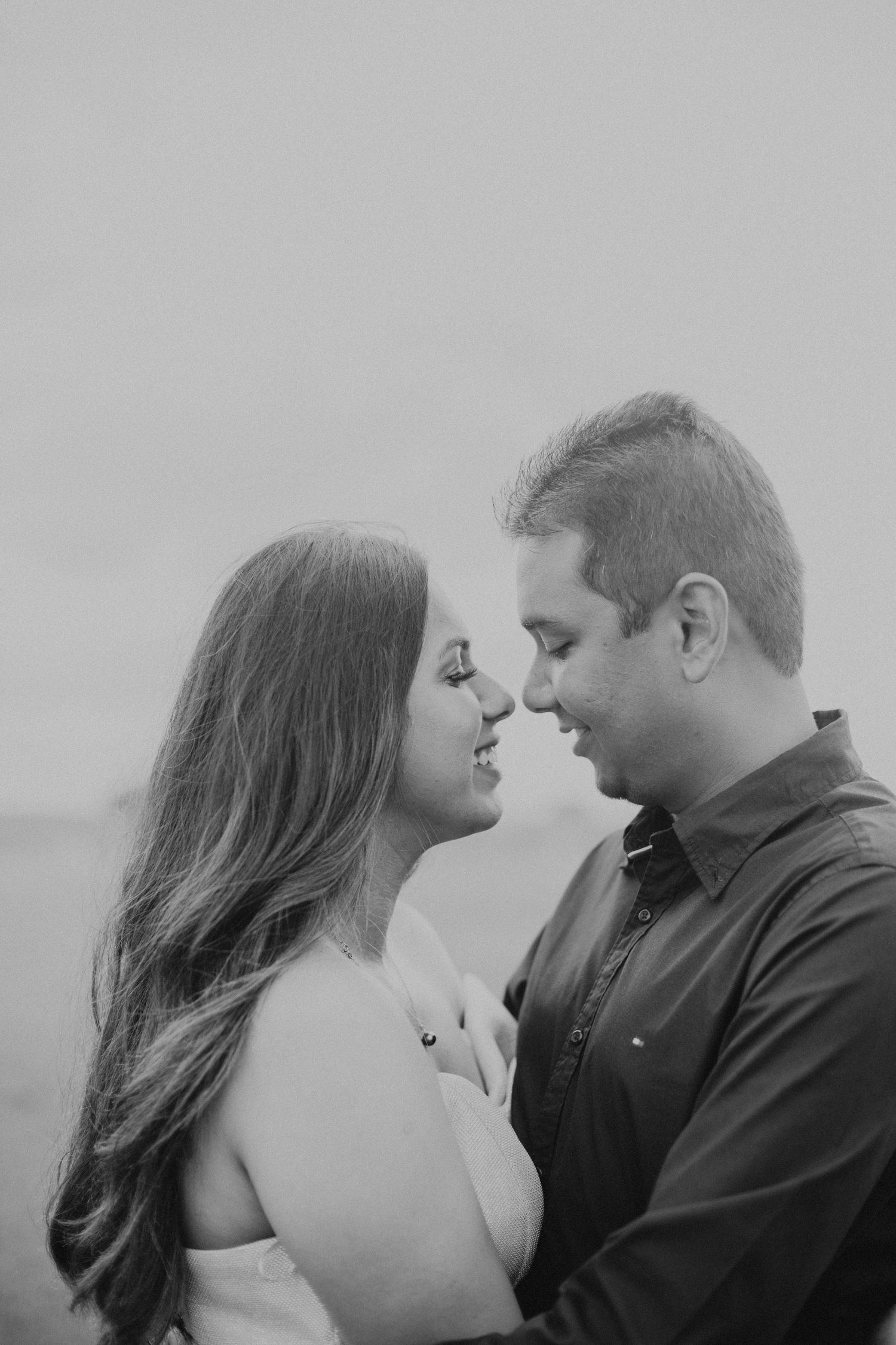 romantic_engagement_photo_session