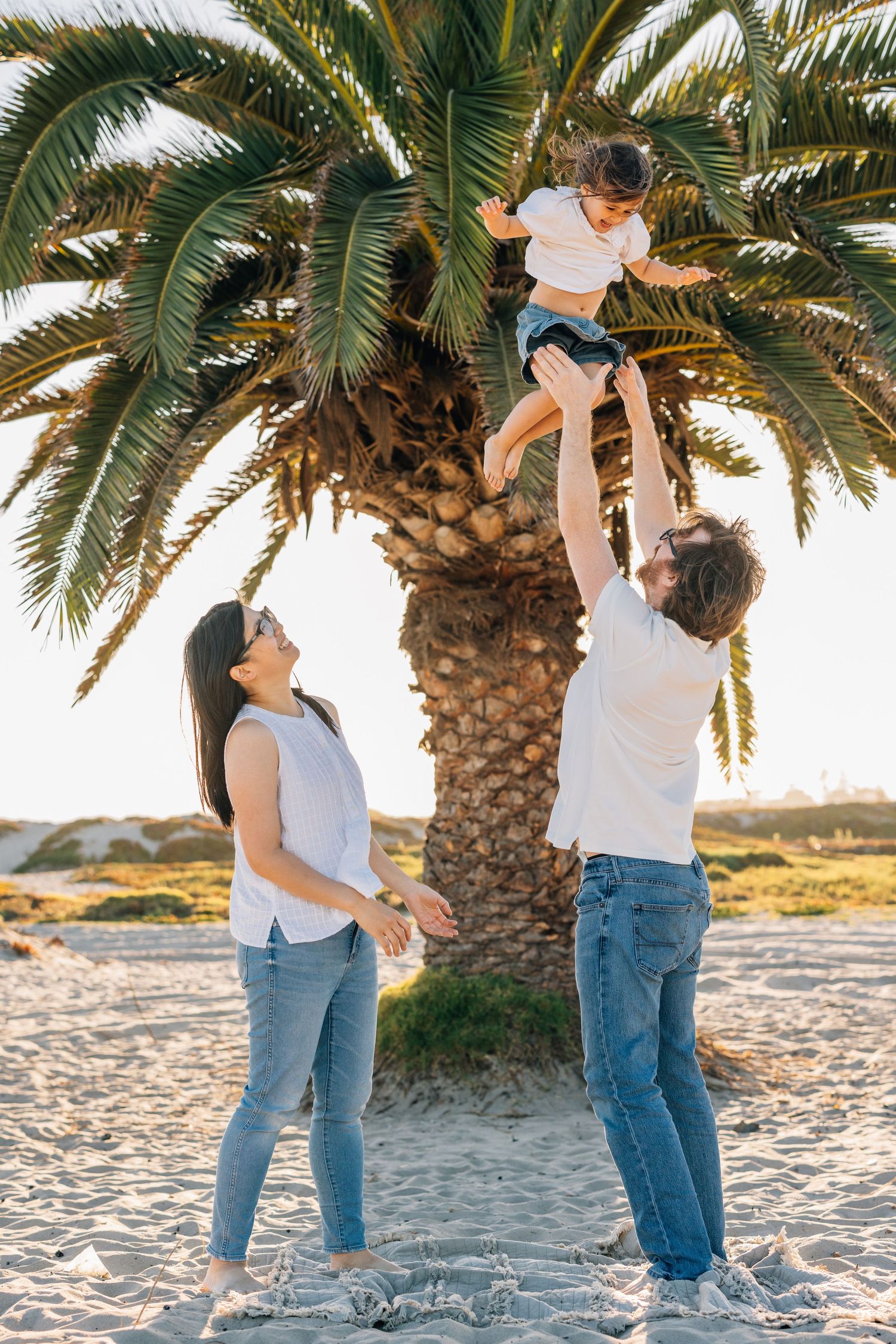 Jenny Thai Photography offering fall and Holiday mini sessions - San Diego Family Photographer - Family Beach Photos at Coronado Sand Dunes