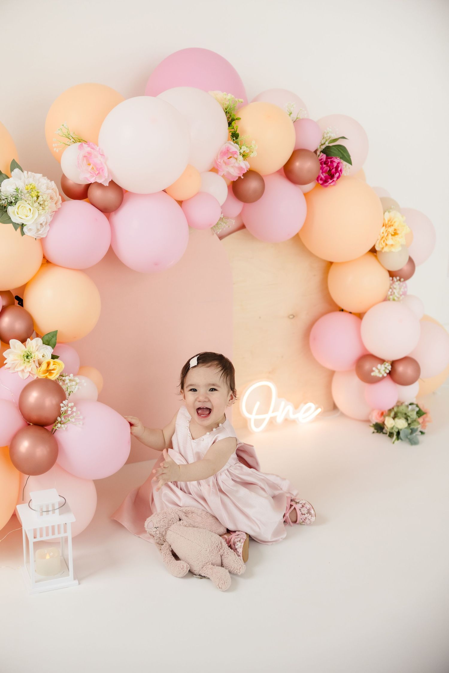 San Diego Cake Smash 1 year old Studio Photoshoot