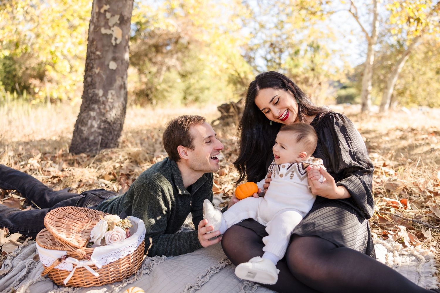 San Diego Fall Mini Session Photographer - Autumn Picnic