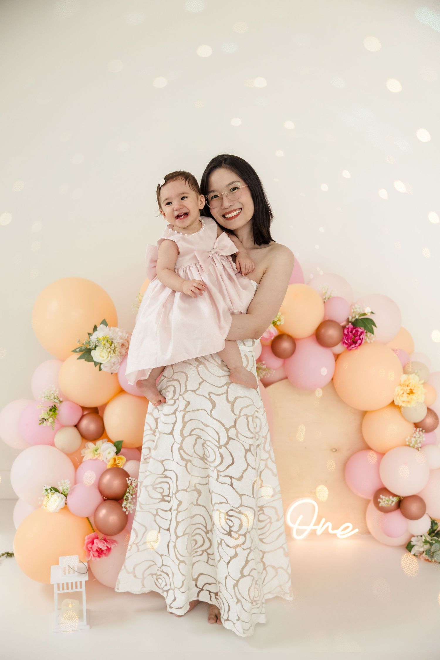 San Diego Cake Smash Studio Photoshoot