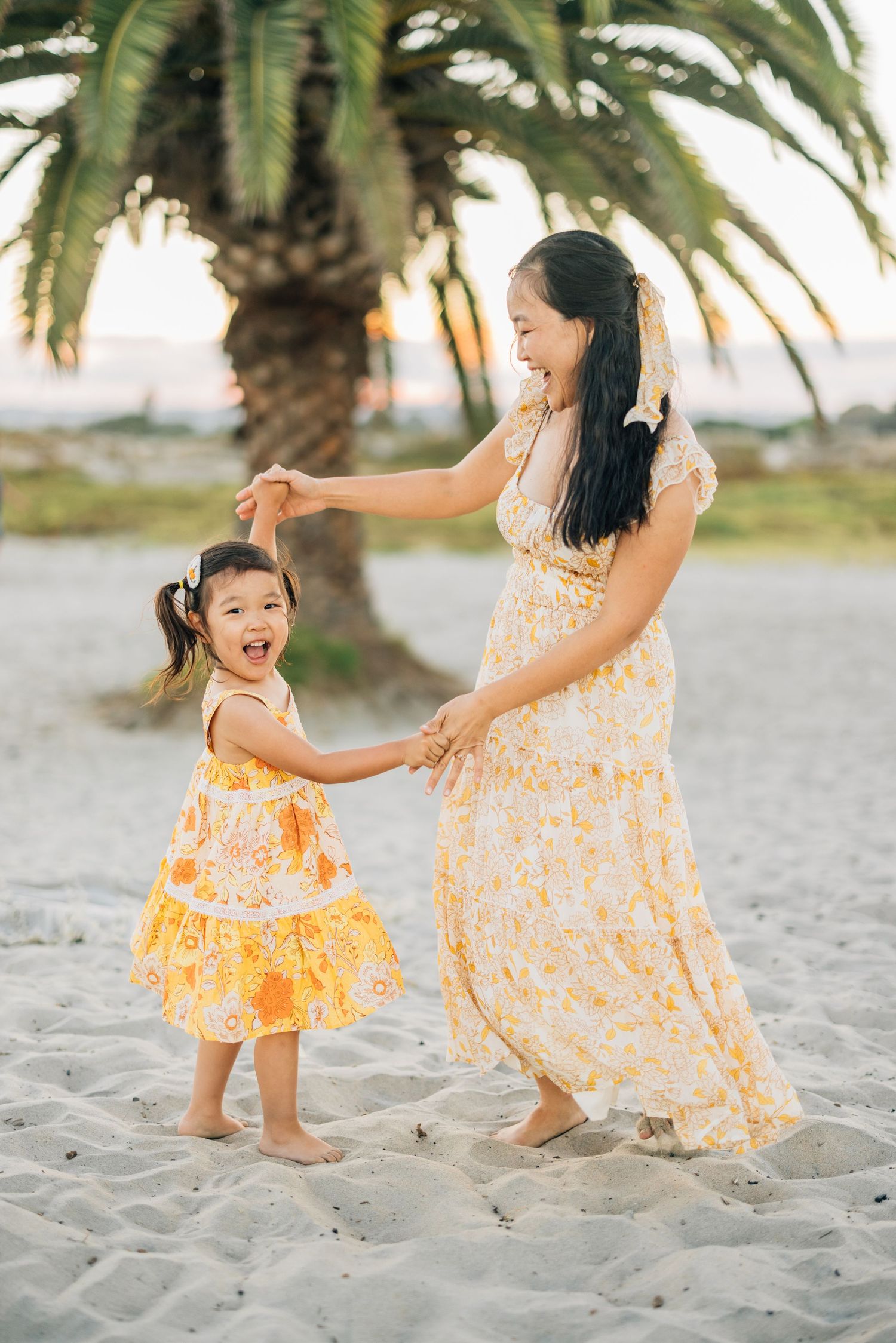 Jenny Thai Photography offering fall and Holiday mini sessions - San Diego Family Photographer - Family Beach Photos at Coronado Sand Dunes