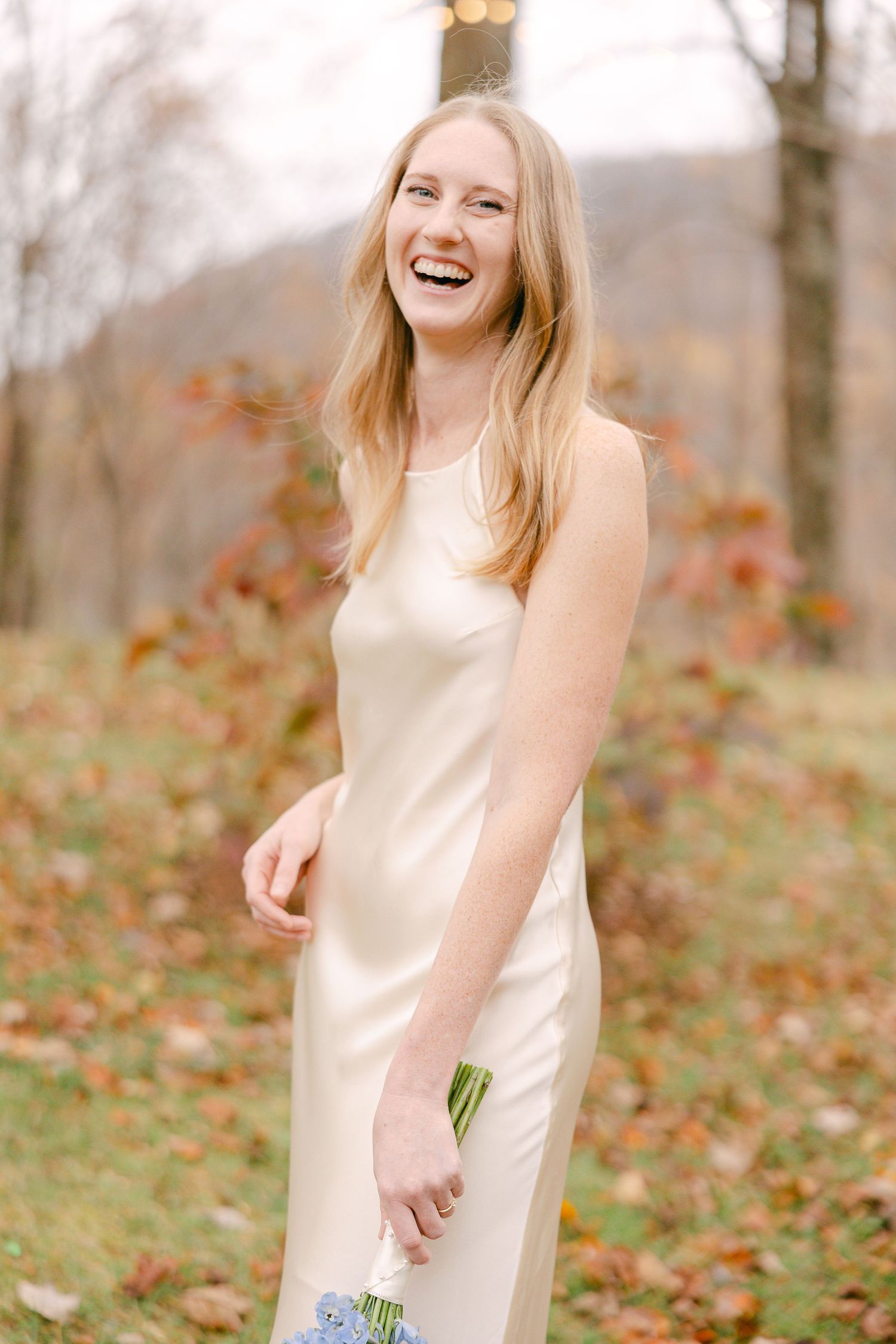 micro wedding photographer based in Asheville, North Carolina, who tells wedding and elopement stories in the Southeastern US and Ireland