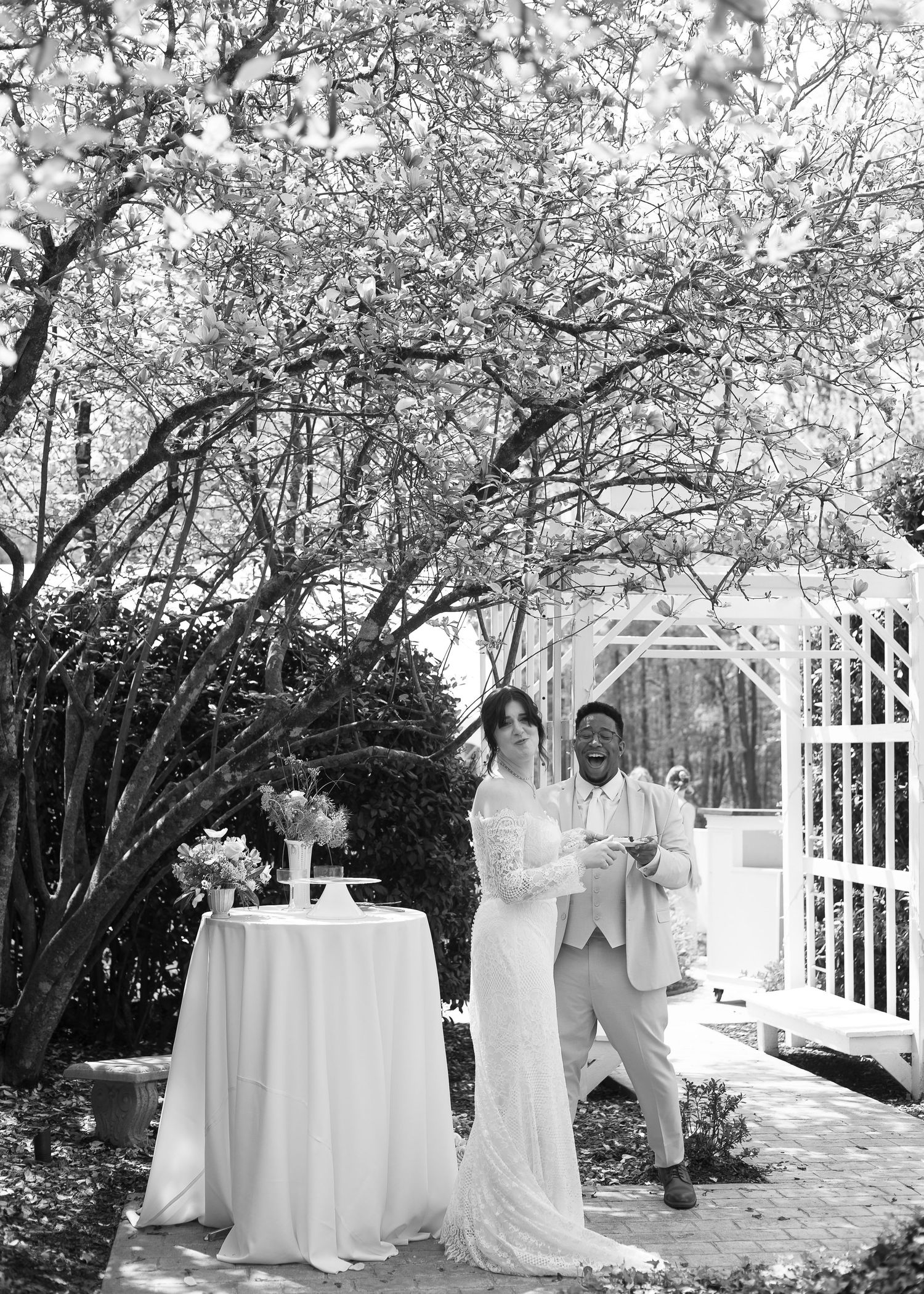 Kalli Hicks is a photographer based in Asheville, North Carolina, who tells wedding and elopement stories in the Southeastern US and Ireland
