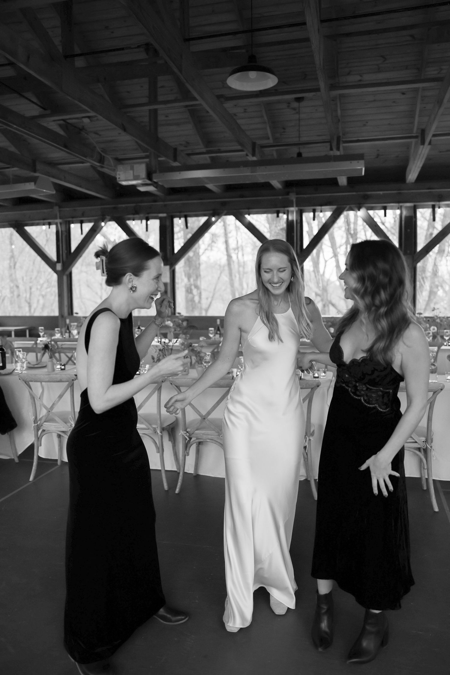 Explore this intimate mountain wedding at The Poplars at Bearwallow Mountain, captured by Asheville elopement photographer small guest list