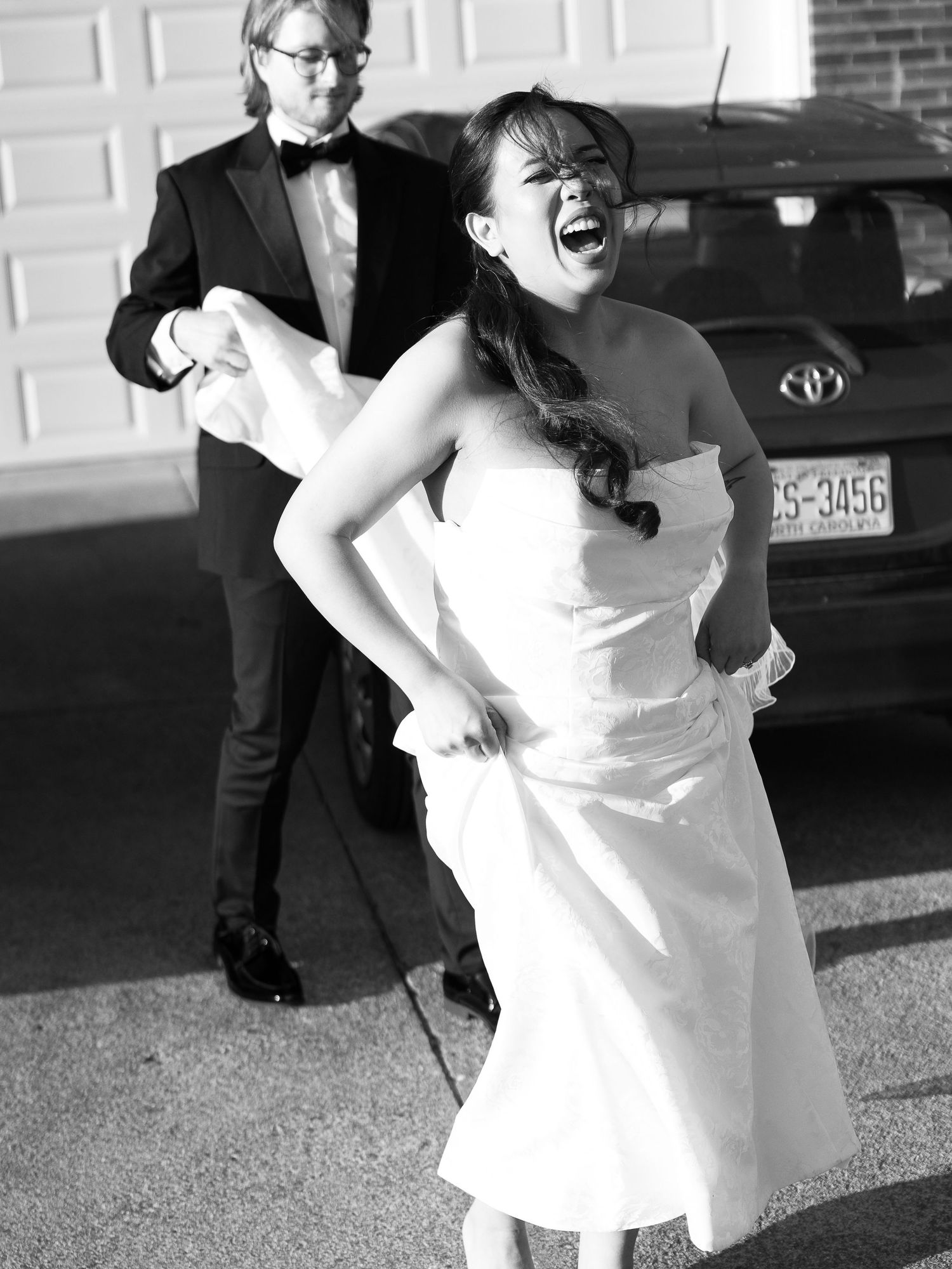 Kalli Hicks is a photographer based in Asheville, North Carolina, who tells wedding and elopement stories in the Southeastern US and Ireland
