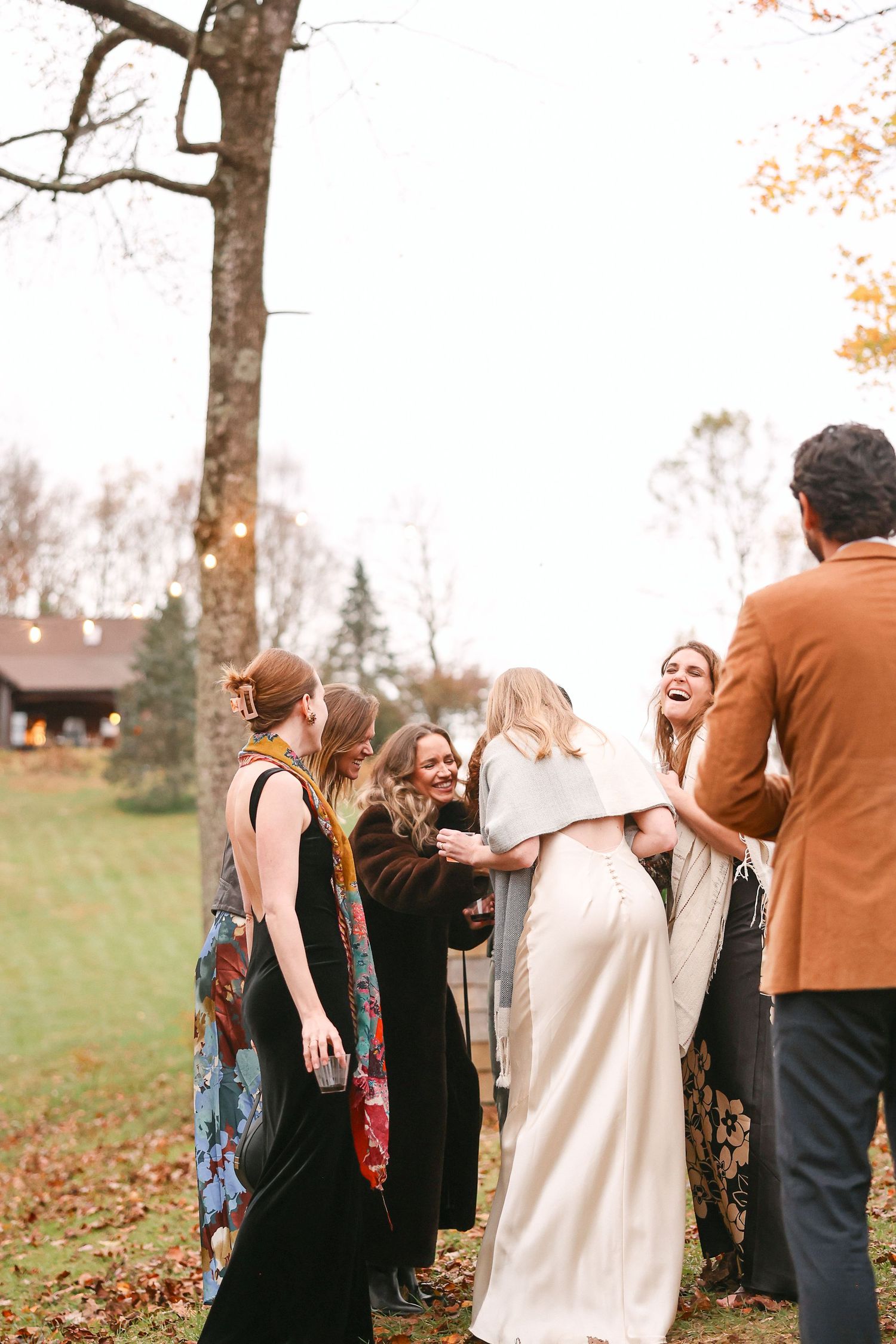 micro wedding photographer based in Asheville, North Carolina, who tells wedding and elopement stories in the Southeastern US and Ireland