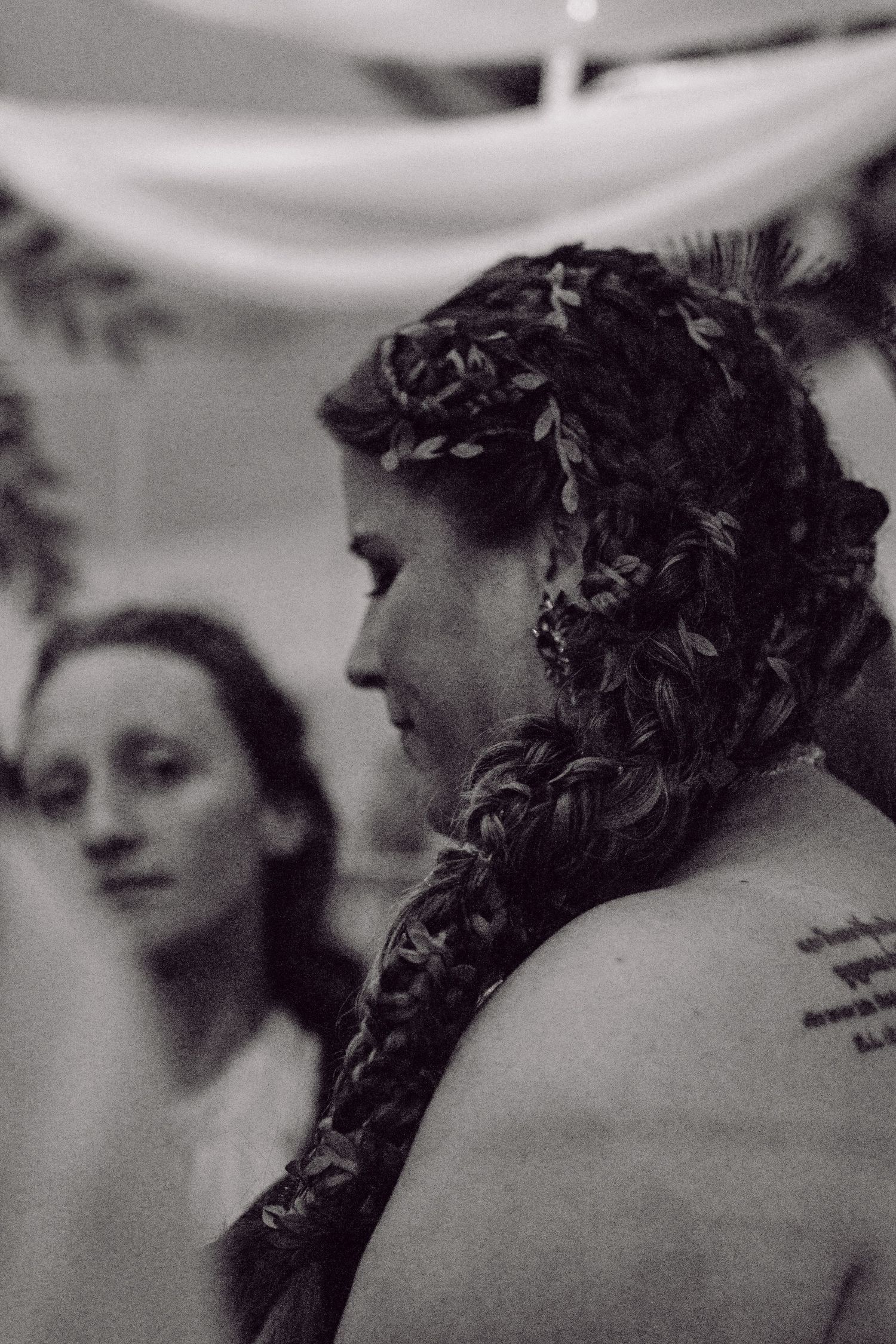 Kalli Hicks is a photographer based in Asheville, North Carolina, who tells wedding and elopement stories in the Southeastern US and Ireland