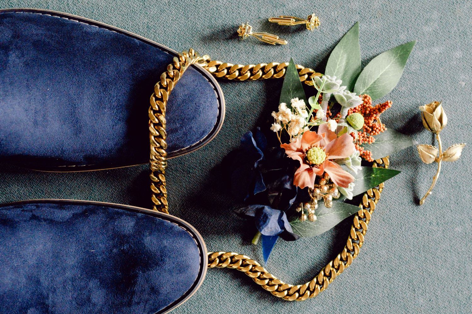 Explore a fall wedding in Winston-Salem, NC. Wedding at  Summit Street Inns wedding and elopement stories in the Southeastern US and Ireland