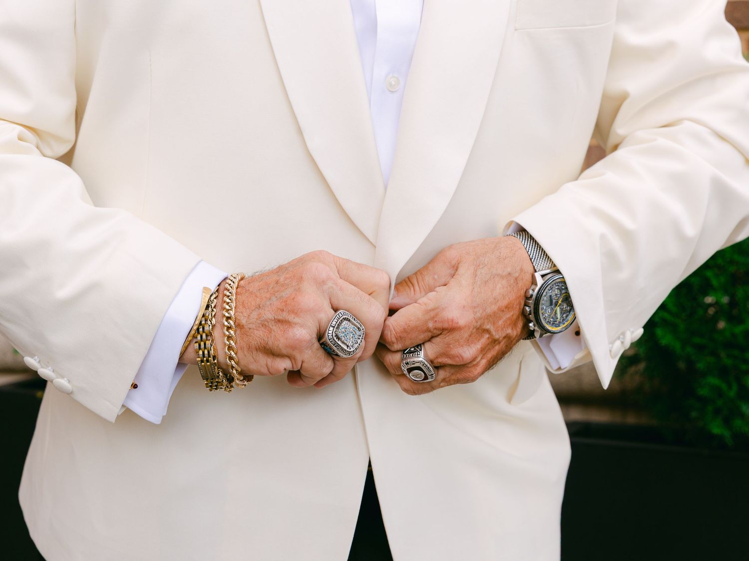 Explore this southeast luxury micro wedding at Shelton Vineyards, Southeastern US elopement and intimate wedding photographer, groomsmen