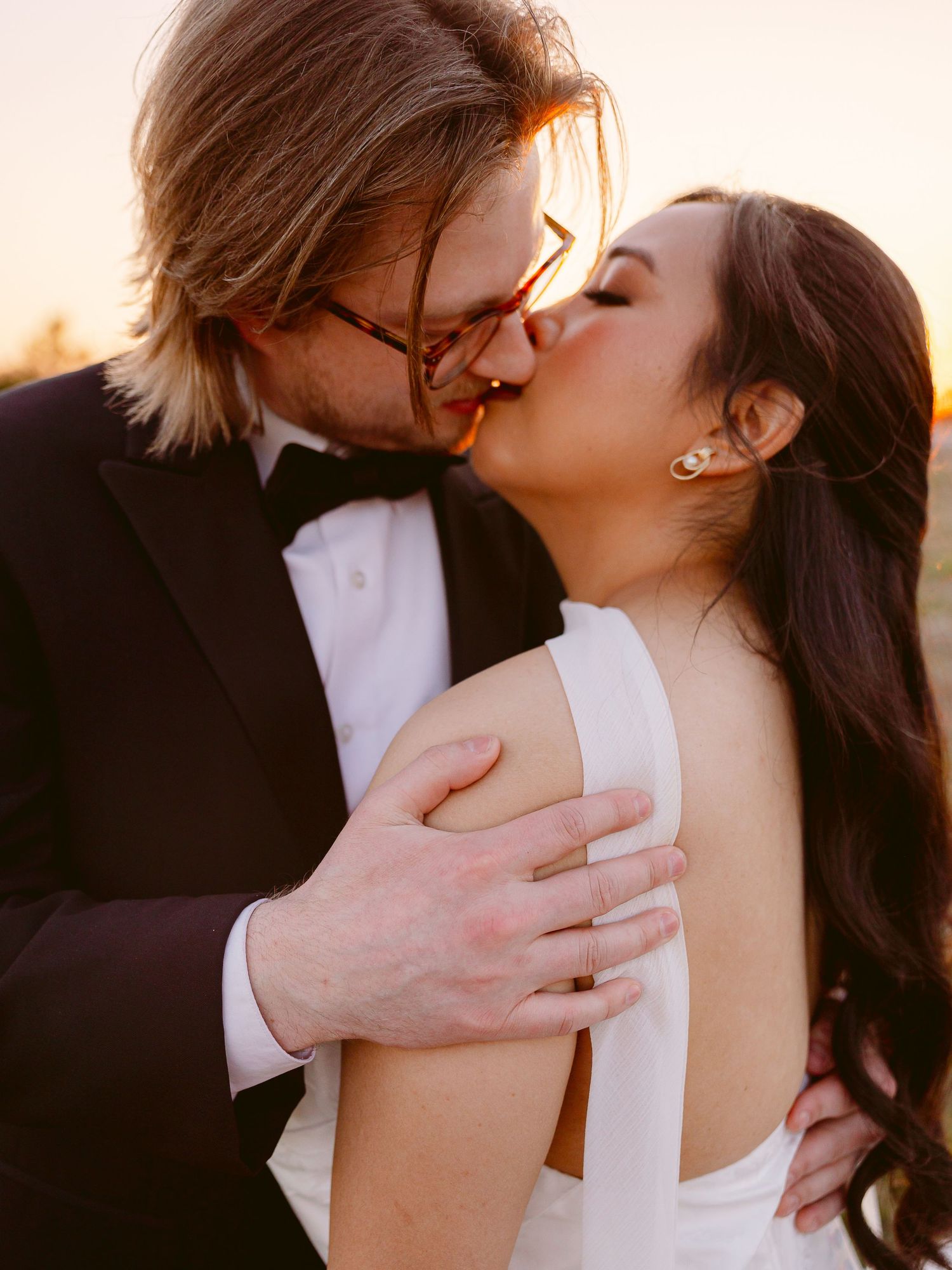 Kalli Hicks is a photographer based in Asheville, North Carolina, who tells wedding and elopement stories in the Southeastern US and Ireland