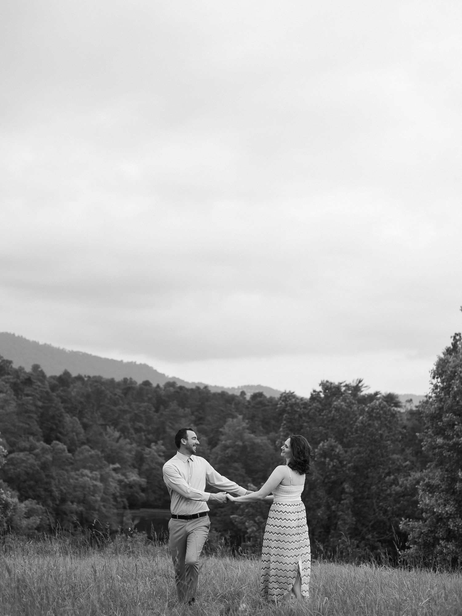 Kalli Hicks is a photographer based in Asheville, North Carolina, who tells wedding and elopement stories in the Southeastern US and Ireland