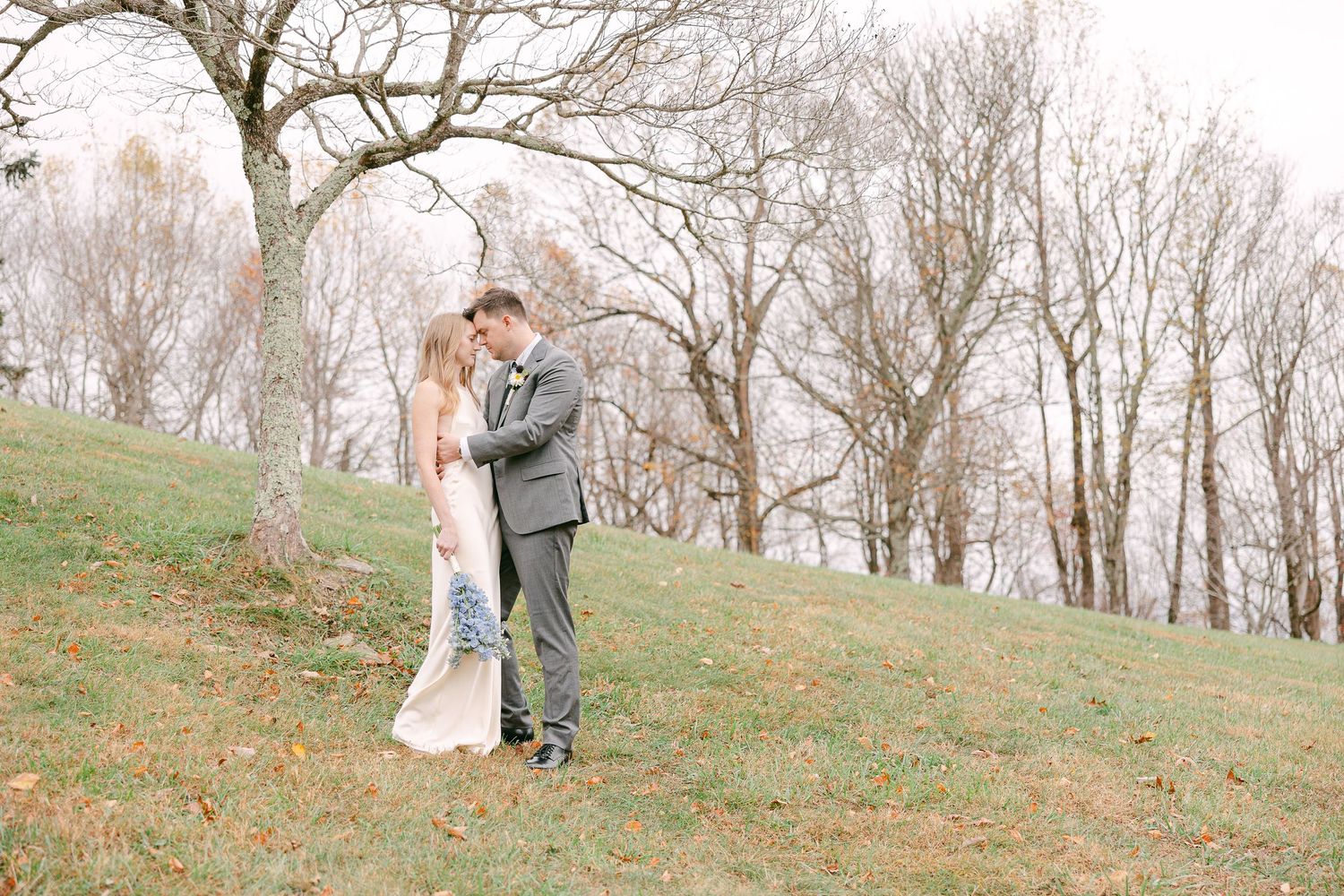 micro wedding photographer based in Asheville, North Carolina, who tells wedding and elopement stories in the Southeastern US and Ireland