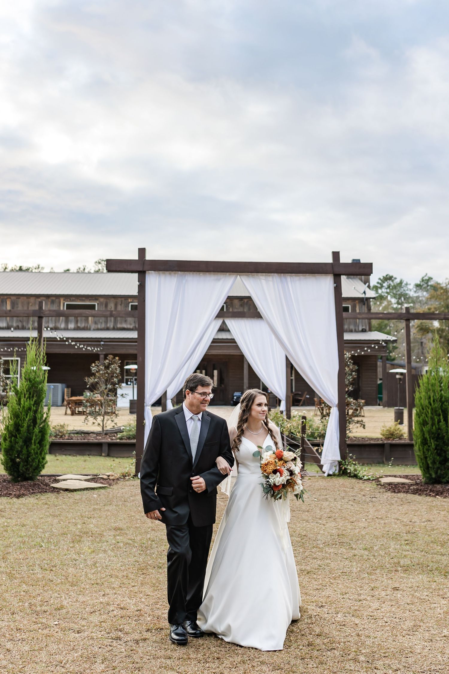 Izenstone Wedding in Spanish Fort Alabama Photographed by Grand Laurel Photography