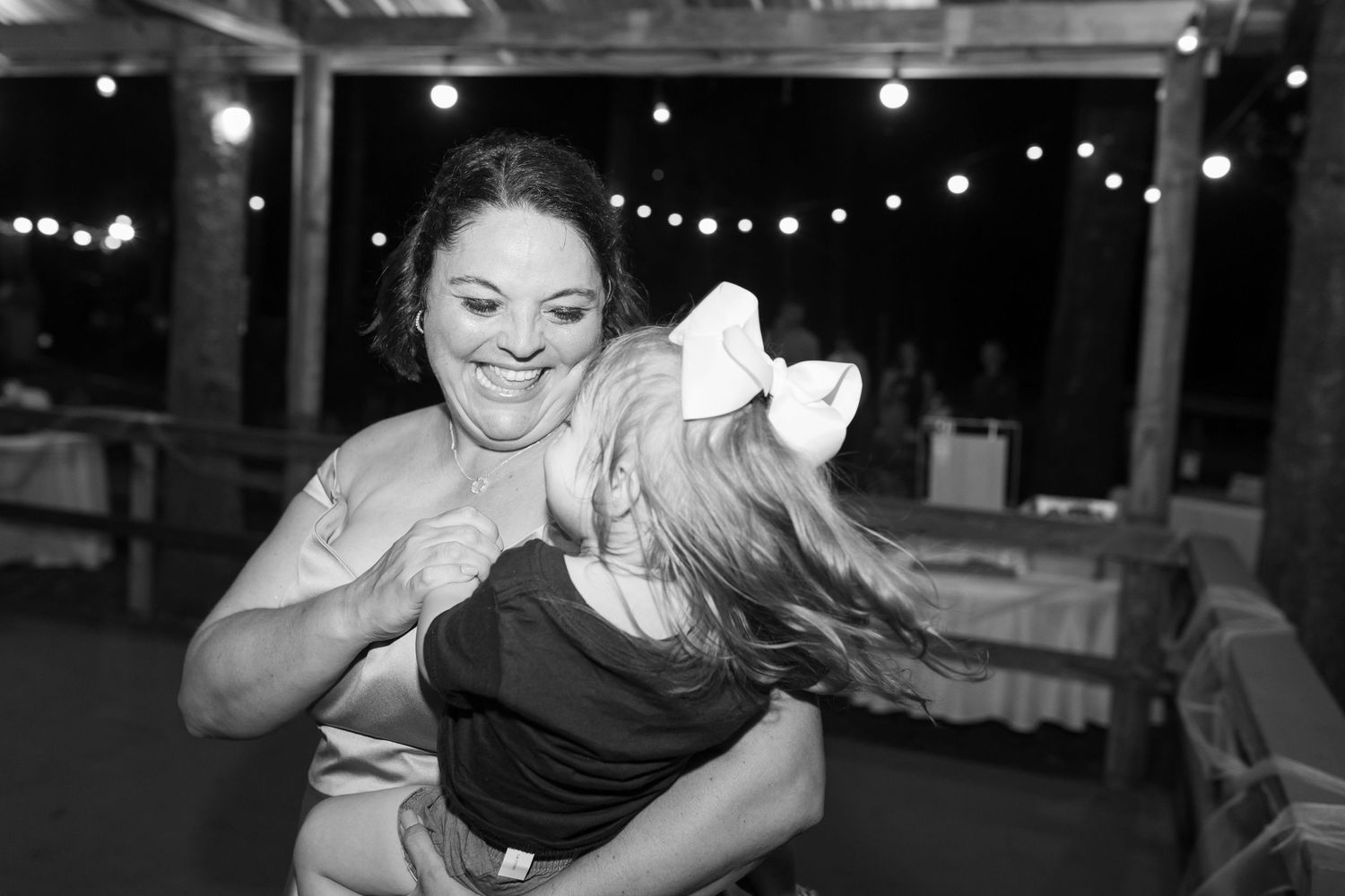 Circle B Lake Wedding Photographer Wilmer Alabama Grand Laurel Photography