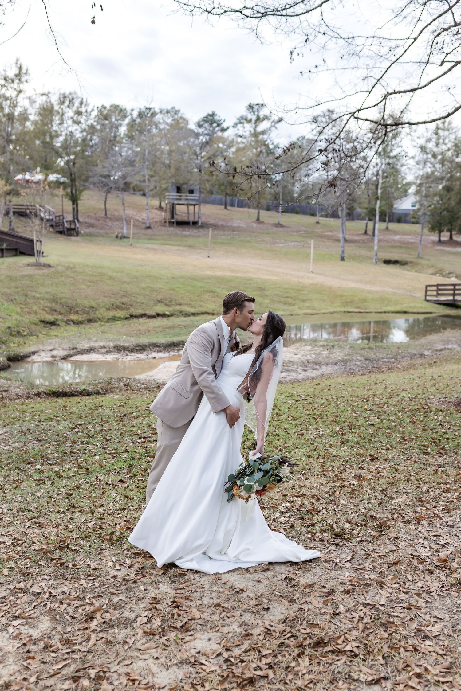 Izenstone Wedding in Spanish Fort Alabama Photographed by Grand Laurel Photography